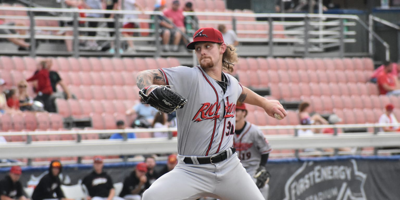 Squirrels outlast 'Ducks in extra-innings thriller | Flying Squirrels