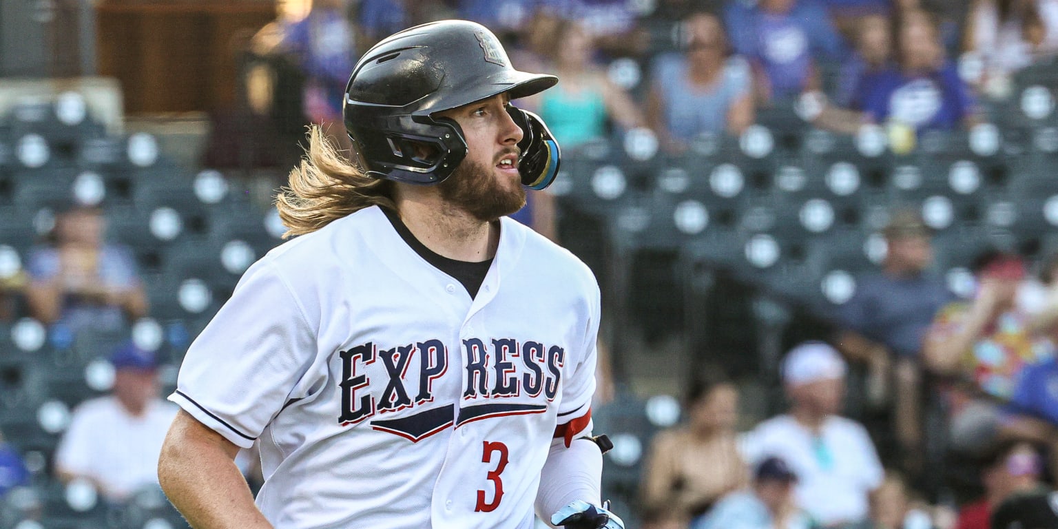 Chihuahuas fall in game one at Round Rock, 8-3