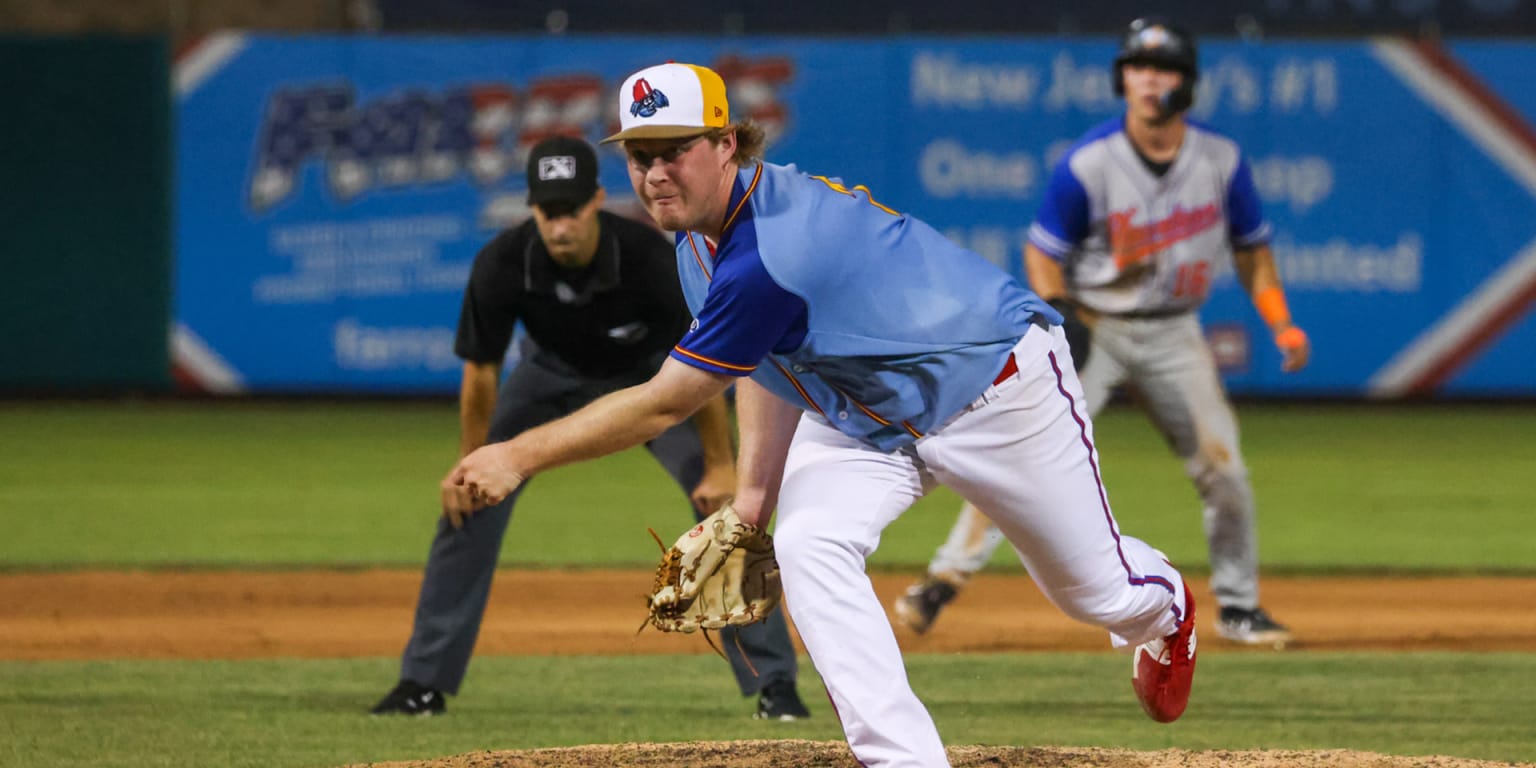 Orioles' spring roster features 10 invitees, 22 camp reserves