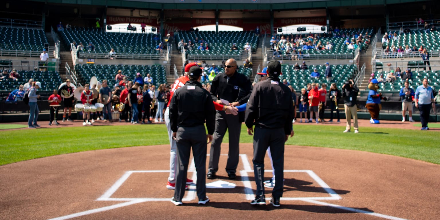 Kyle Hendricks dominates in latest rehab start with Iowa Cubs