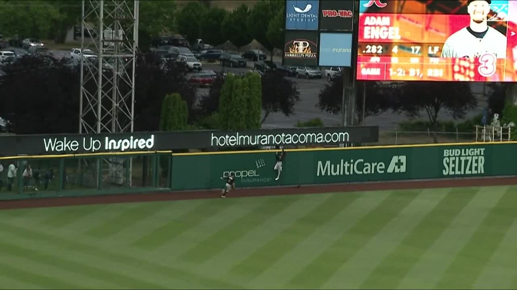 Cole Tucker's RBI single, 08/13/2023