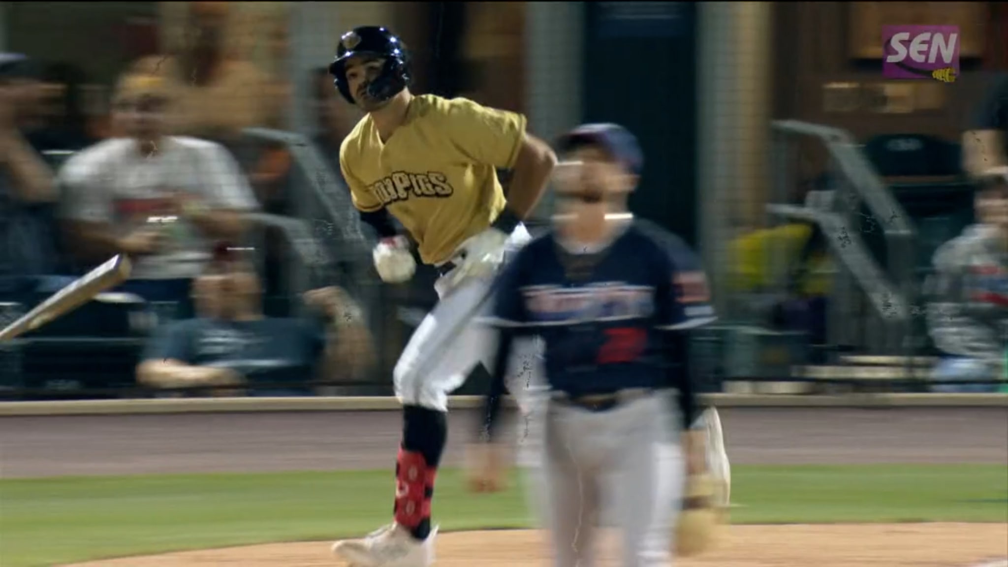 Harper mashes solo home run, 08/23/2022