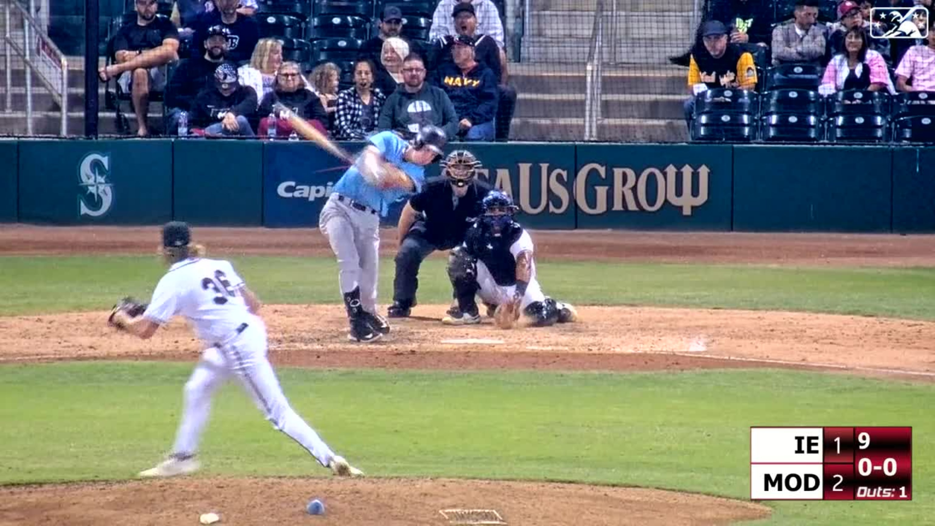 Zach DeLoach's homer, 09/01/2023