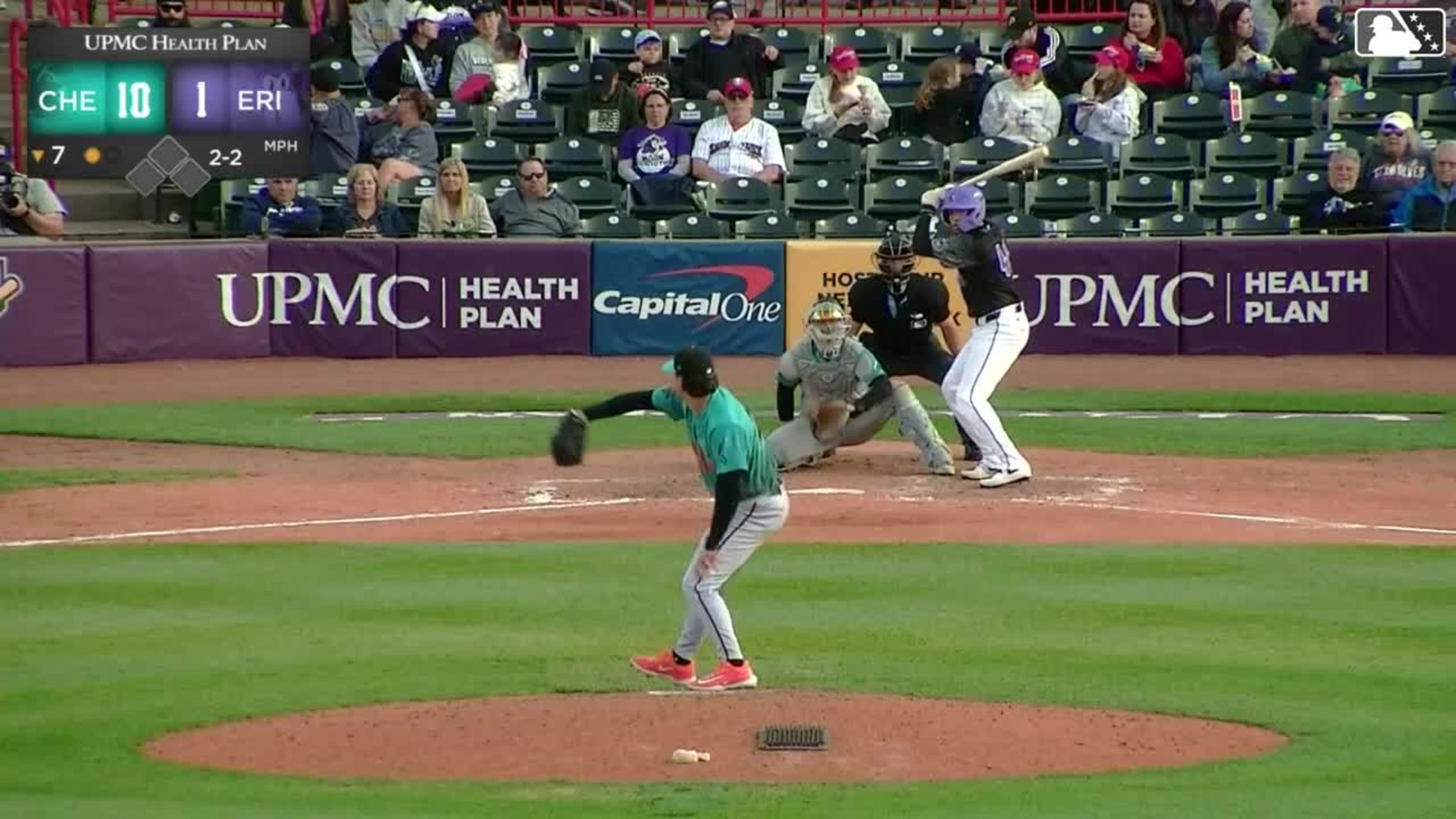 Thayron Liranzo homers (7) on a fly ball to right center field