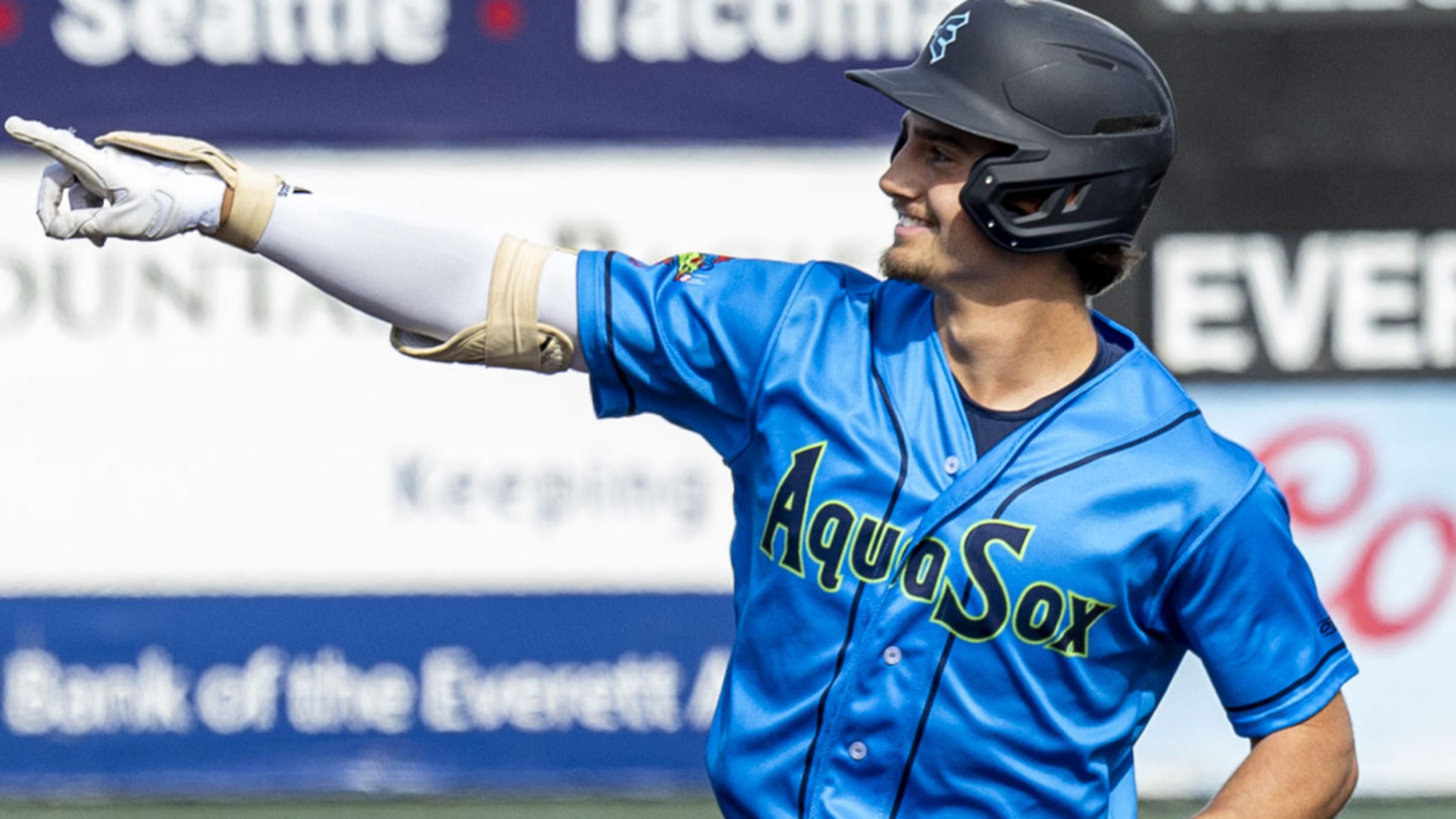 Mariners Name OF Gabriel González Minor League Player of Month