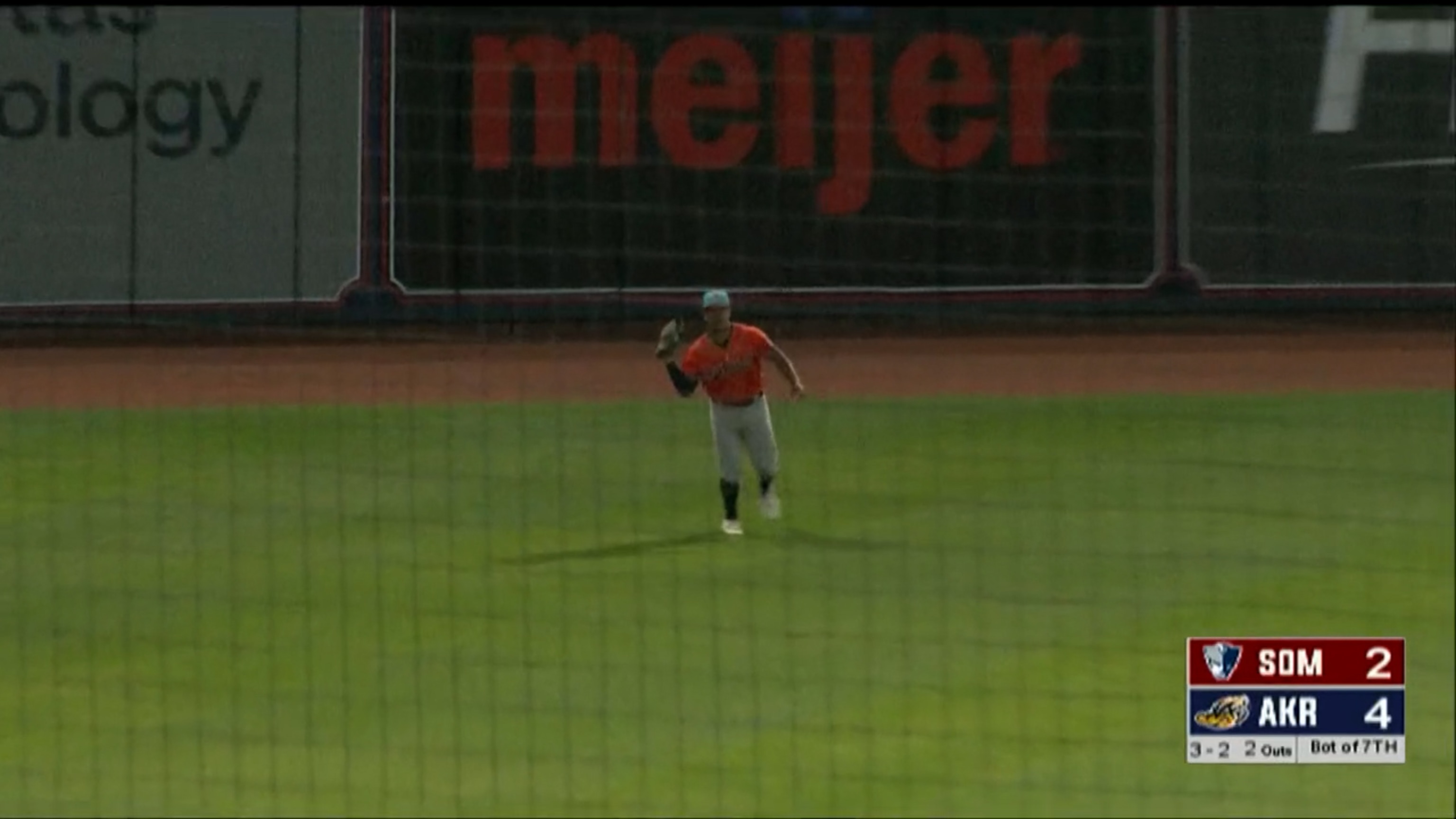 Yankees prospect Anthony Seigler catches right-handed, plays outfield  left-handed