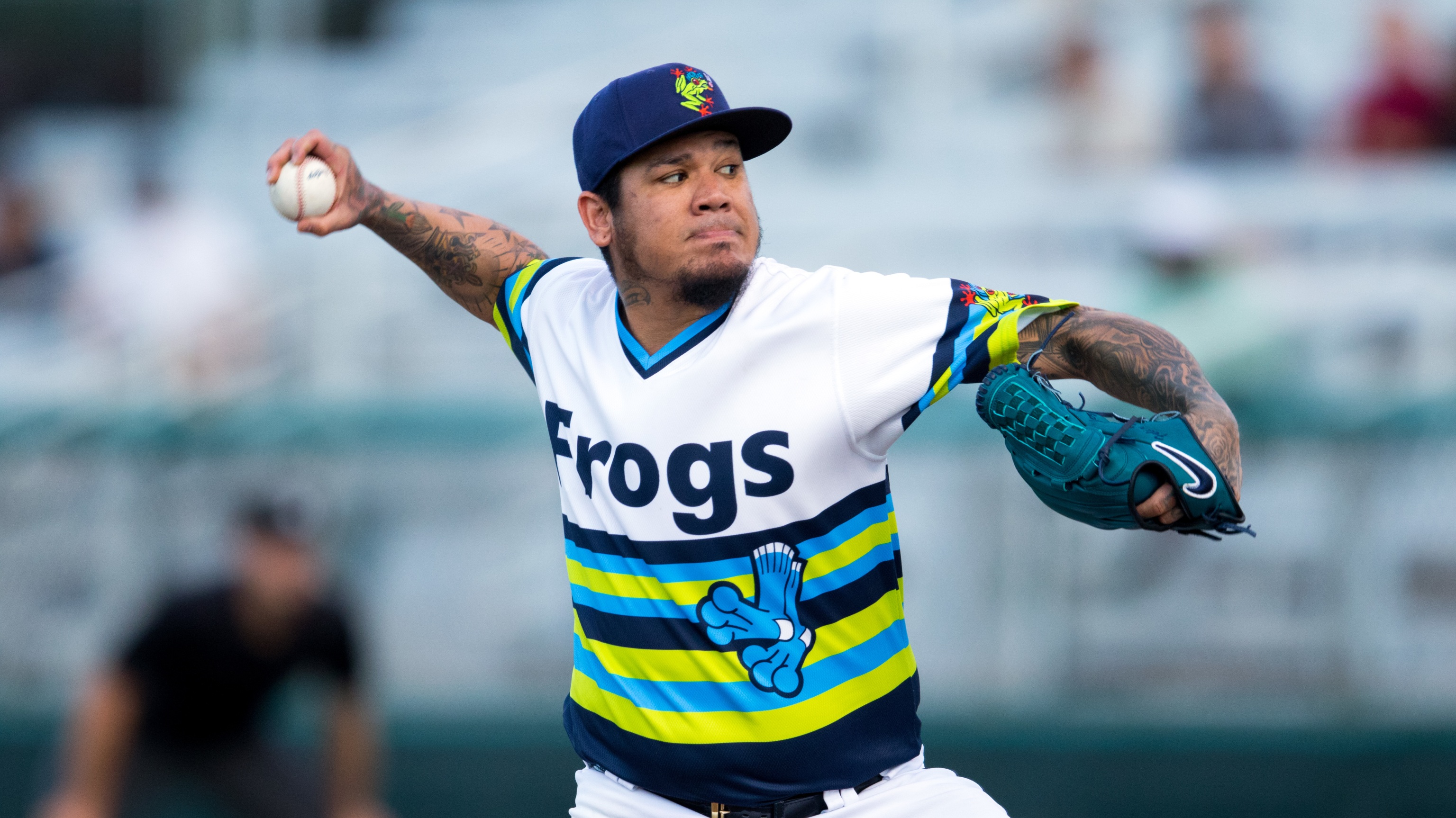 Mr. Mariner' stops by Everett to teach AquaSox players