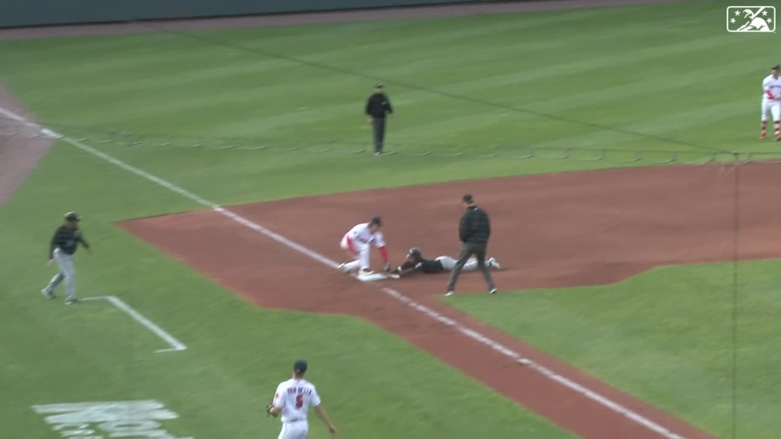 Petey Halpin's RBI double 06/06/2023 RubberDucks