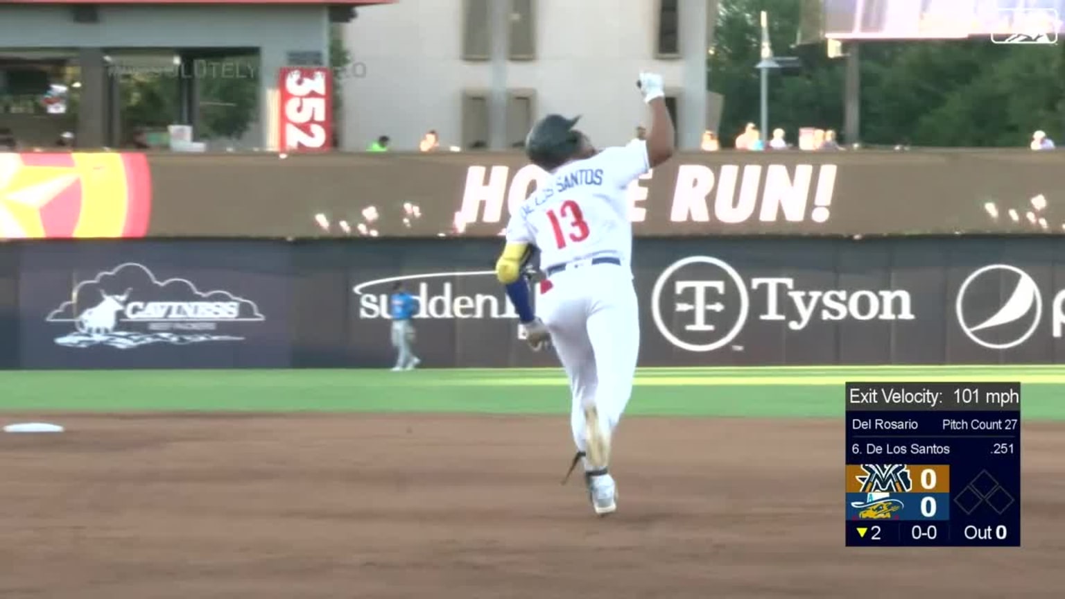 de-los-santos-17th-homer-09-03-2023-sod-poodles