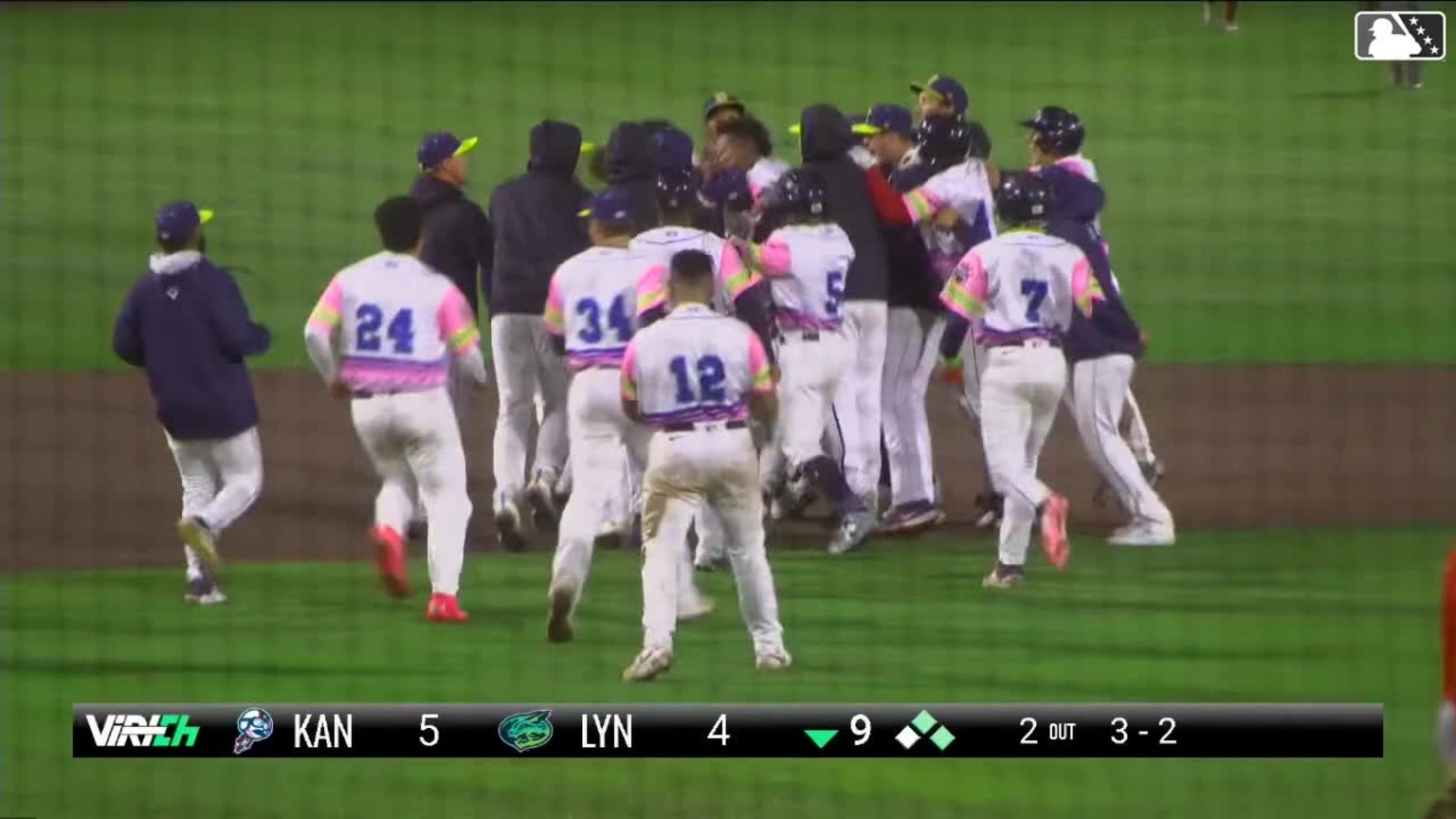 Jaison Chourio's walkoff single 05/05/2024