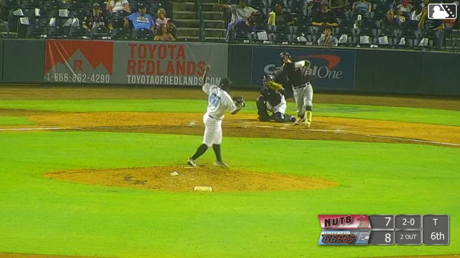 Luis Suisbel hits his 10th home run of the season | 07/11/2024 | Nuts