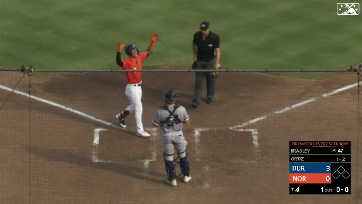 Joey Ortiz hits a solo home run | 08/27/2023 | Tides