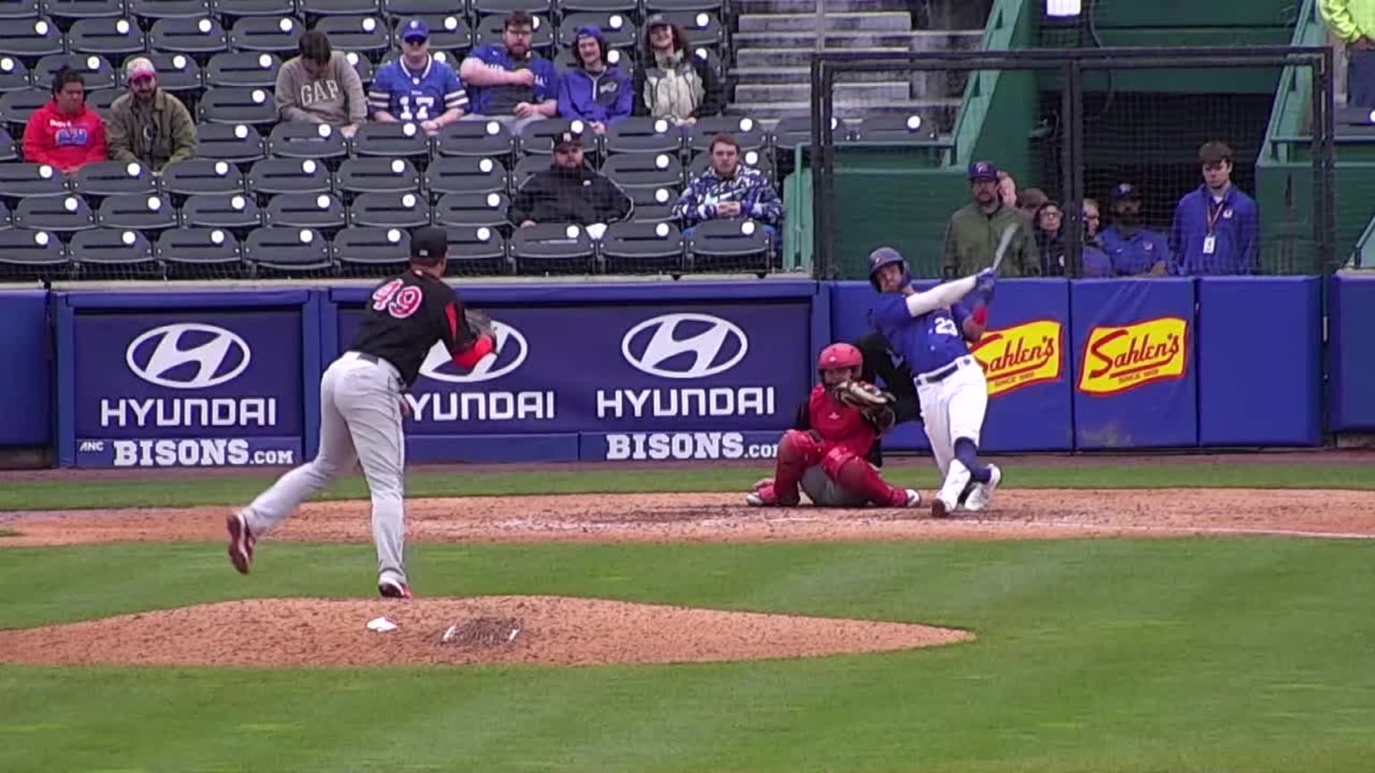 Damiano Palmegiani's solo home run 04/11/2025 Bisons