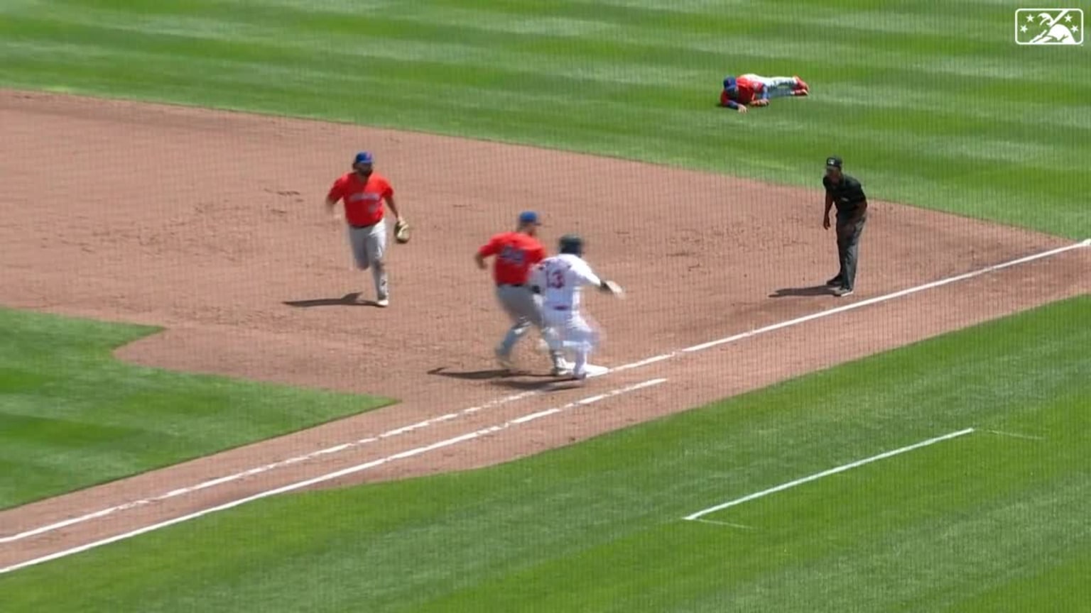 White's sliding catch 05/31/2023 Mets