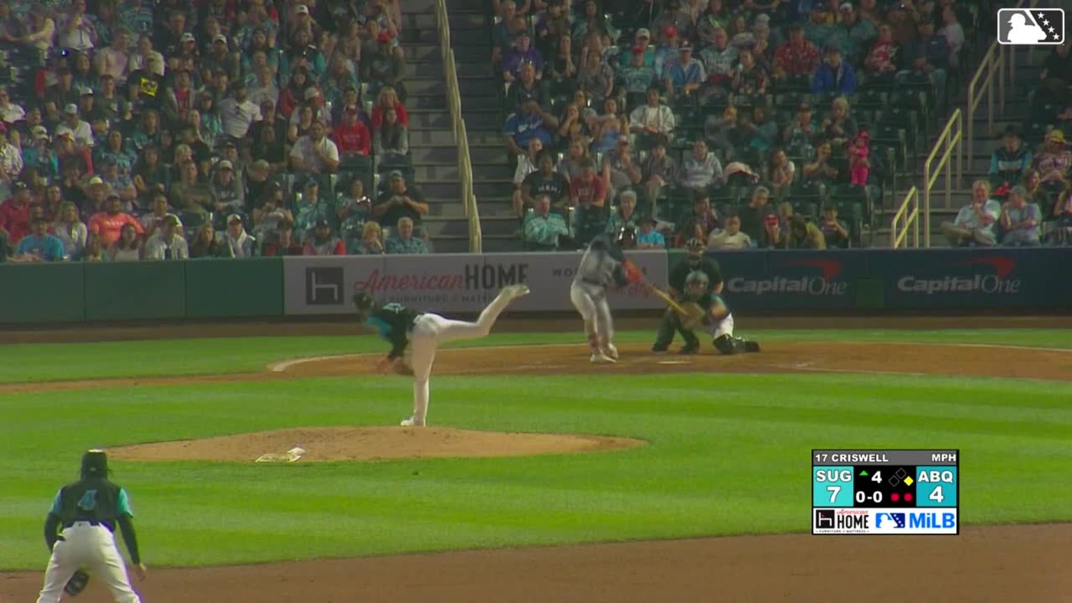 Joey Loperfido smashes 10th homer of the season 04/14/2024