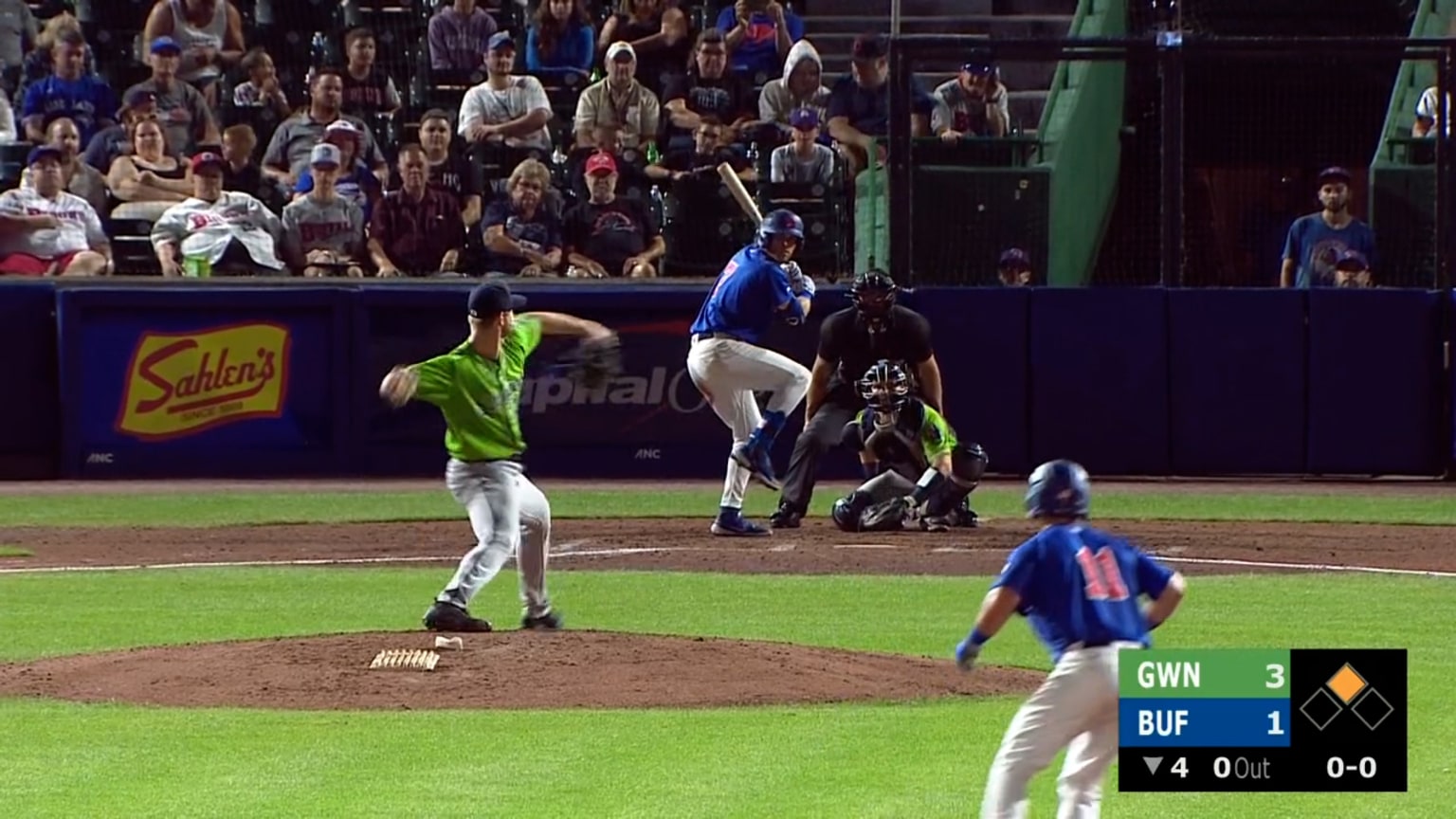 large-runs-out-a-triple-09-10-2022-bisons