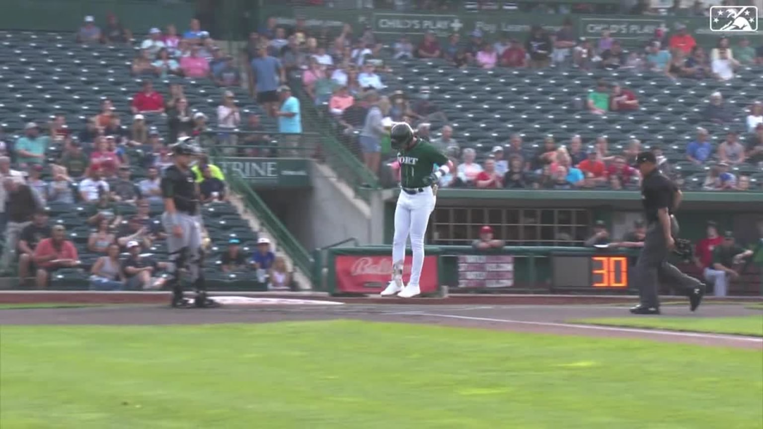 Jackson Merrill's solo home run 06/16/2023 TinCaps