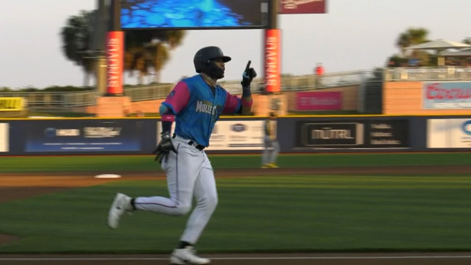 Victor Mesa Jr.'s two home runs 08/04/2023 Blue Wahoos