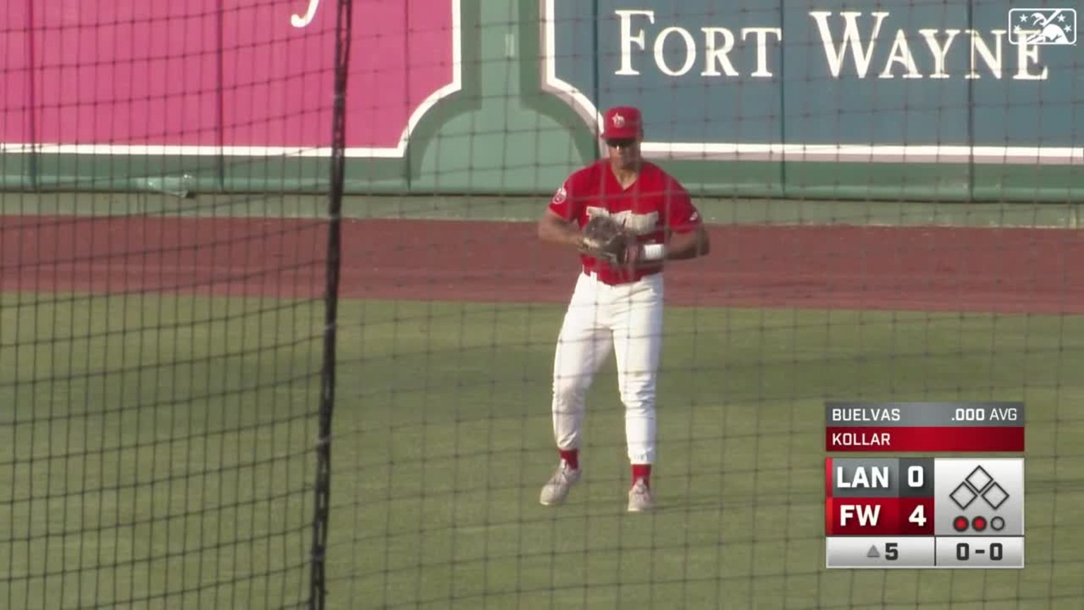 Joshua Mears' great diving grab 05/25/2023