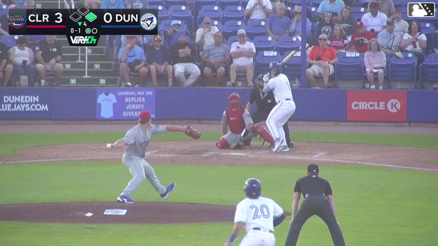 Eric Snow grounds into a double play, second baseman Tyler Pettorini to ...