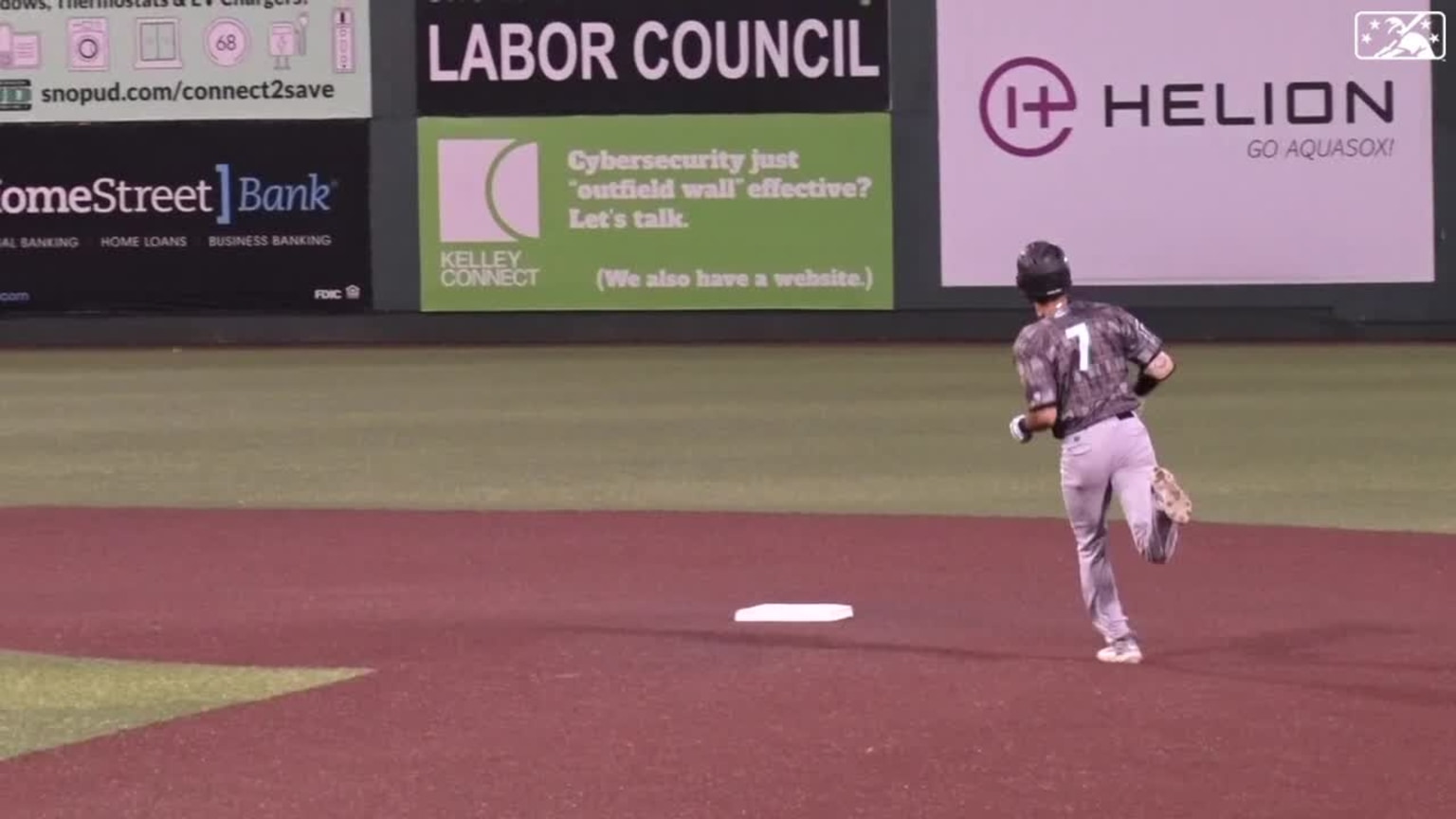 Grant McCray's solo home run | 09/08/2023 | Emeralds