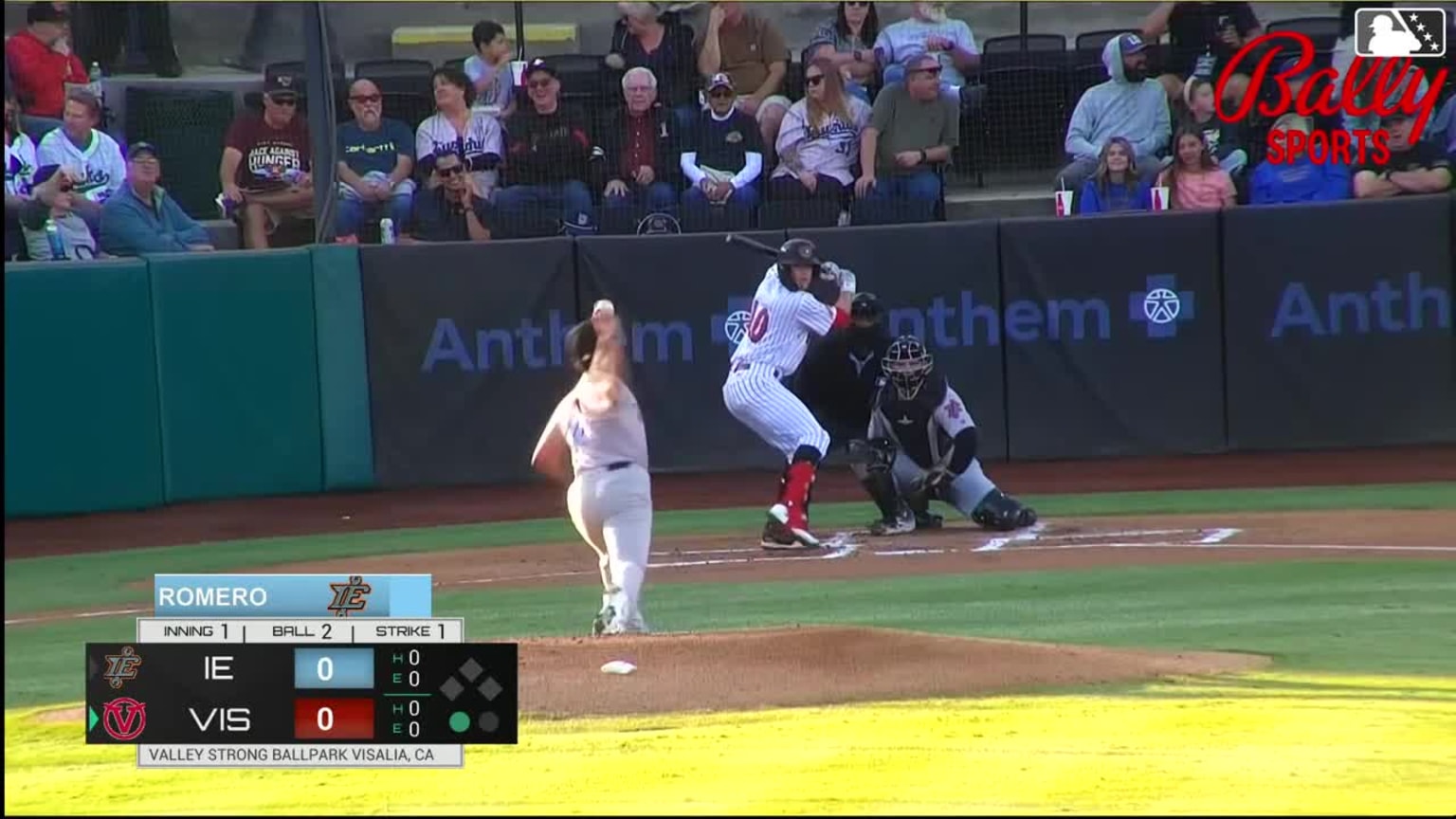 JD Dix homers (1) on a fly ball to left field. | 04/17/2026 | Rawhide