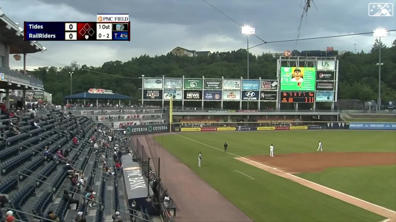 Joey Ortiz's solo home run 06/09/2023 Tides