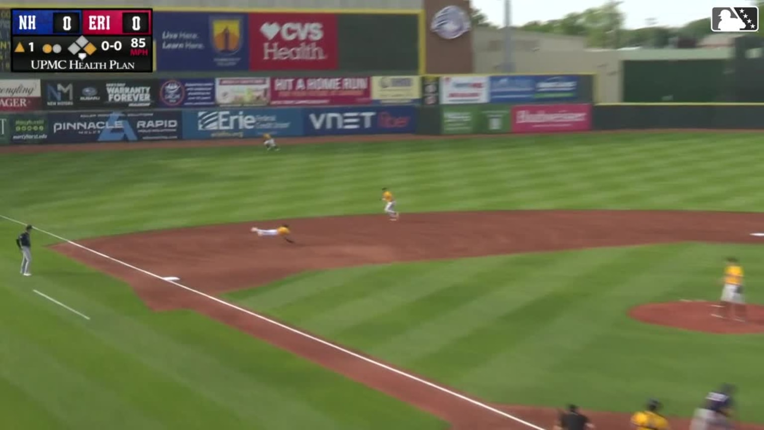 Gage Workman makes a great diving play 06/04/2024 SeaWolves