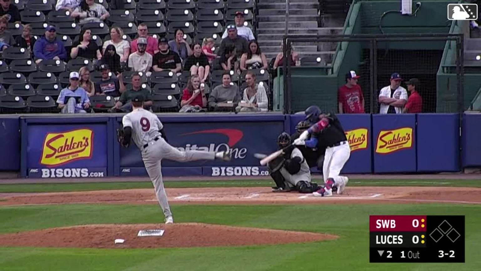 Payton Henry hits a single | 09/19/2024 | Bisons