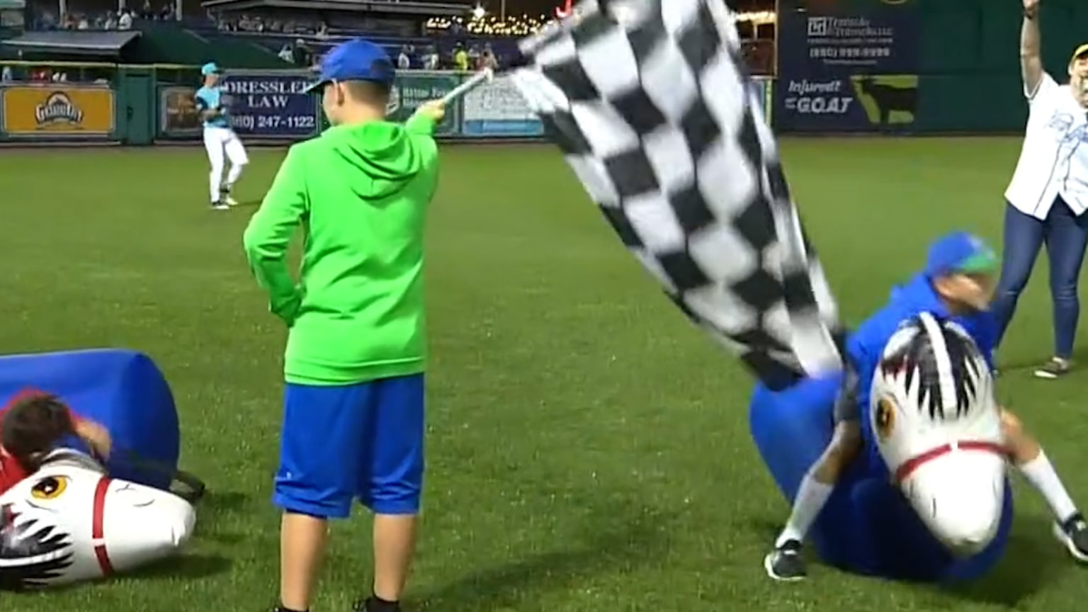 Fans Have Dizzy Bat Race 08 16 2023 Yard Goats