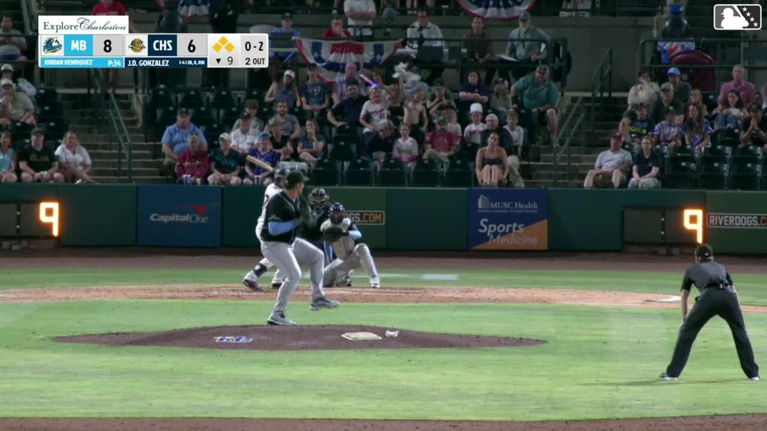 J.D. Gonzalez singles on a ground ball to right fielder Eli Lovich. Nicandro Aybar scores. Alberth Palma scores. Brailer Guerrero to 3rd.