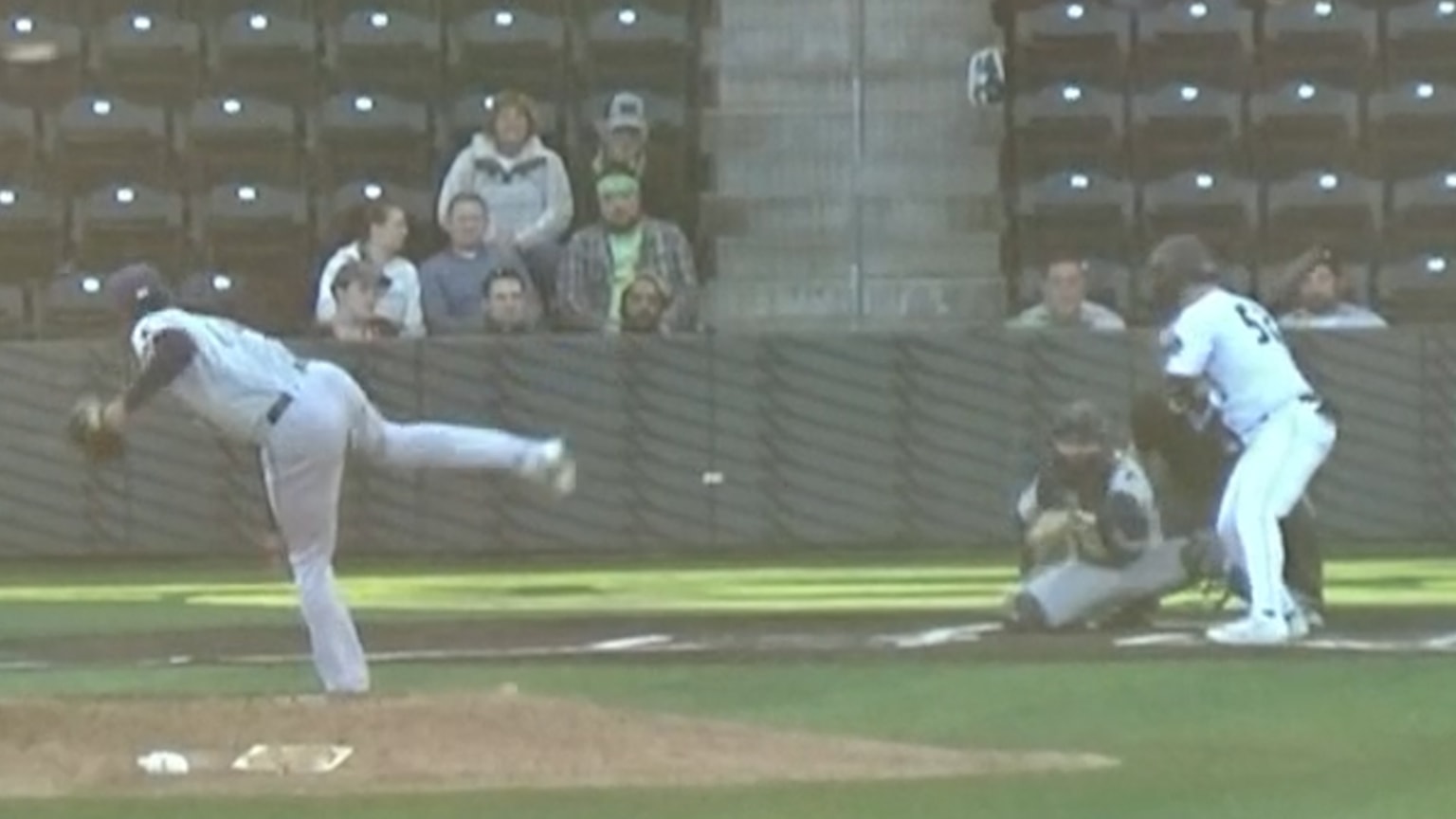 Walbert Urena strikes out the side in the 2nd | 05/09/2024 | MiLB.com