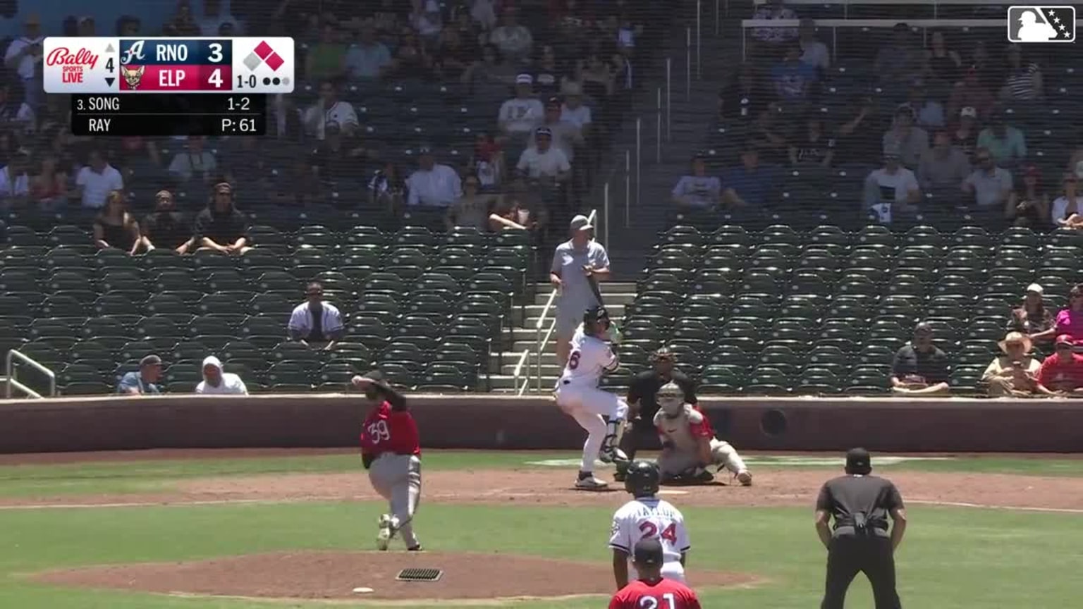 Dylan Ray In play, run(s) to Sung-Mun Song | 04/22/2026 | Chihuahuas