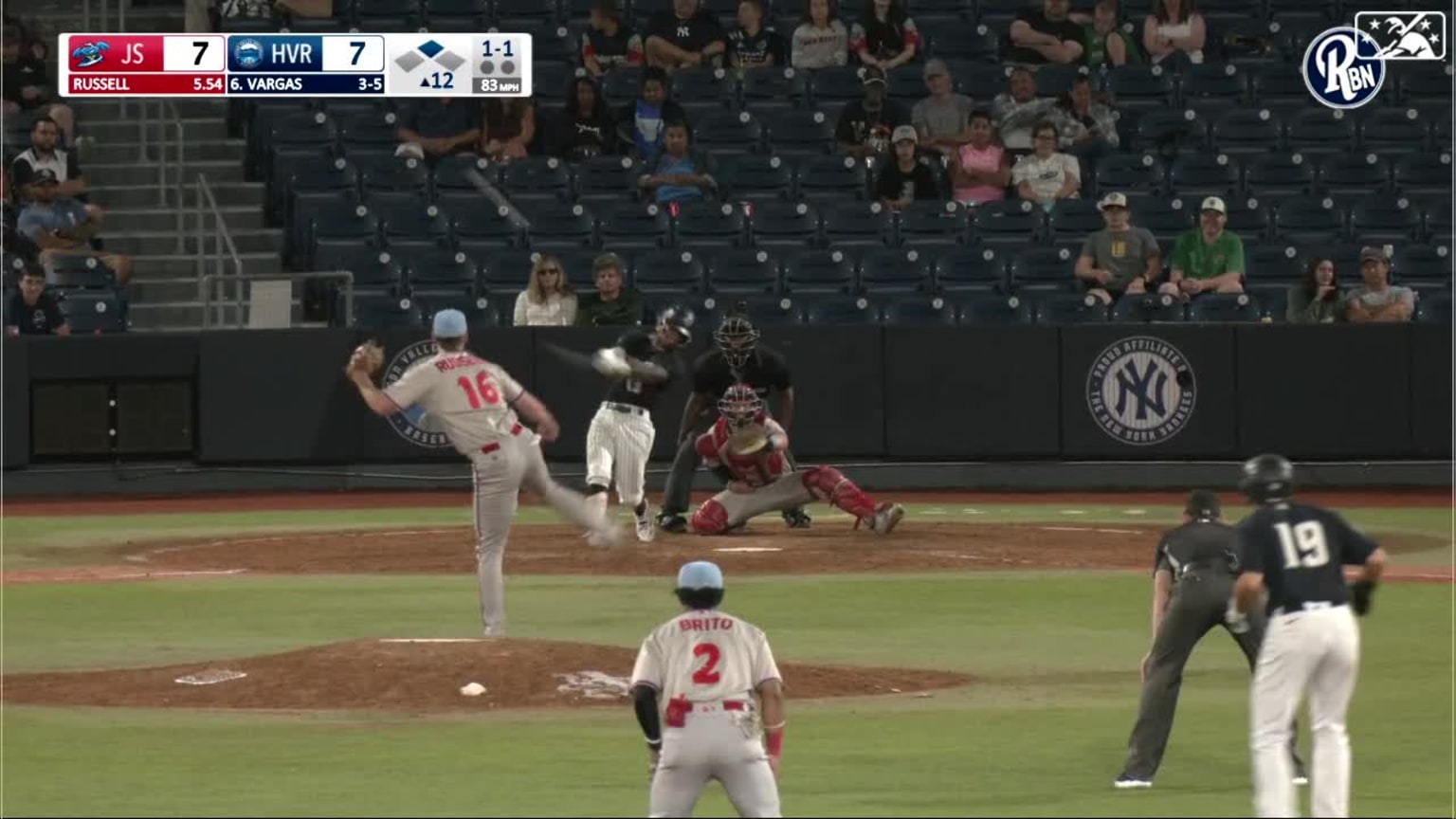 Vargas cranks walk-off homer, 07/30/2022