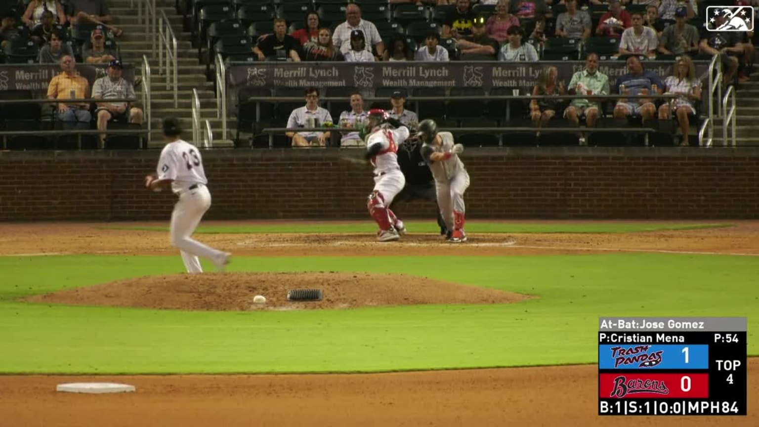 Edgar Quero throws out runner 08/02/2023 Barons
