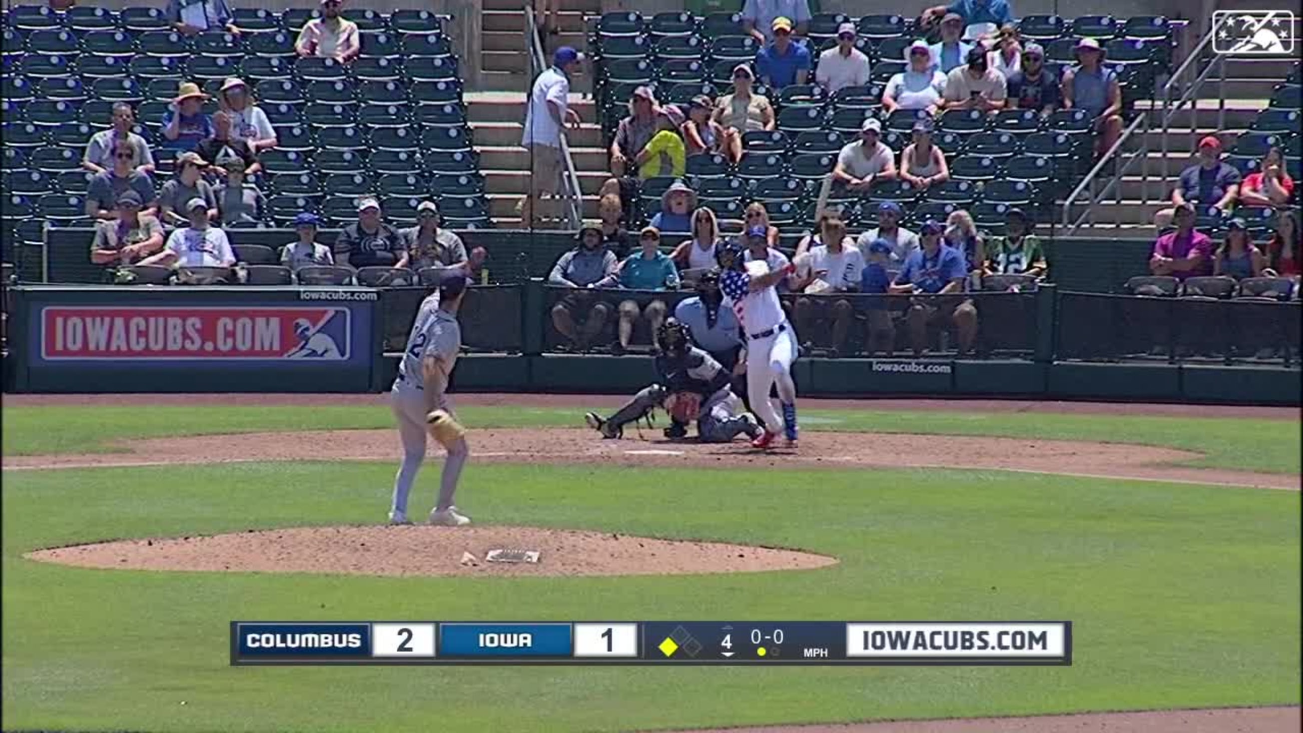 Brennan Davis' sliding catch, 08/25/2023