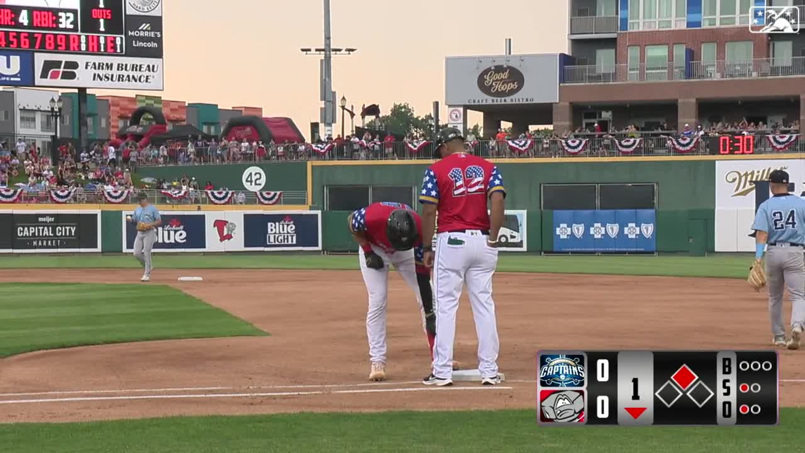 Max Muncy playing big role in hot start for Lansing Lugnuts