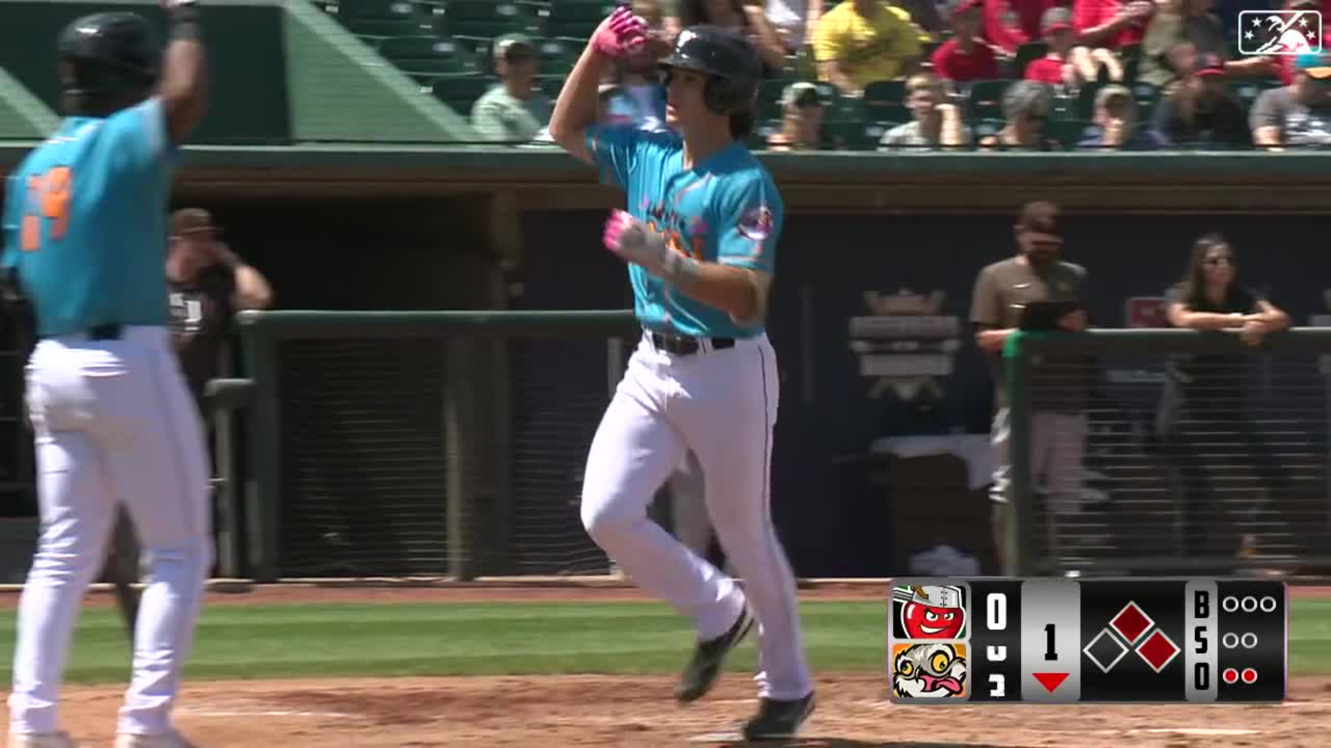 Lugnuts' Susac dooms Loons with pair of 2-run homers