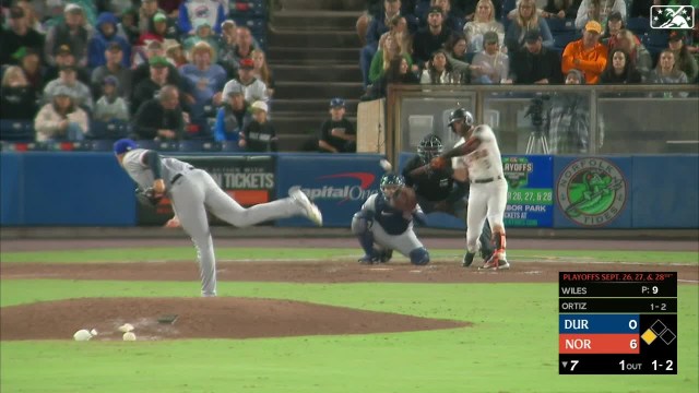 Kyle Stowers' solo home run, 09/27/2023