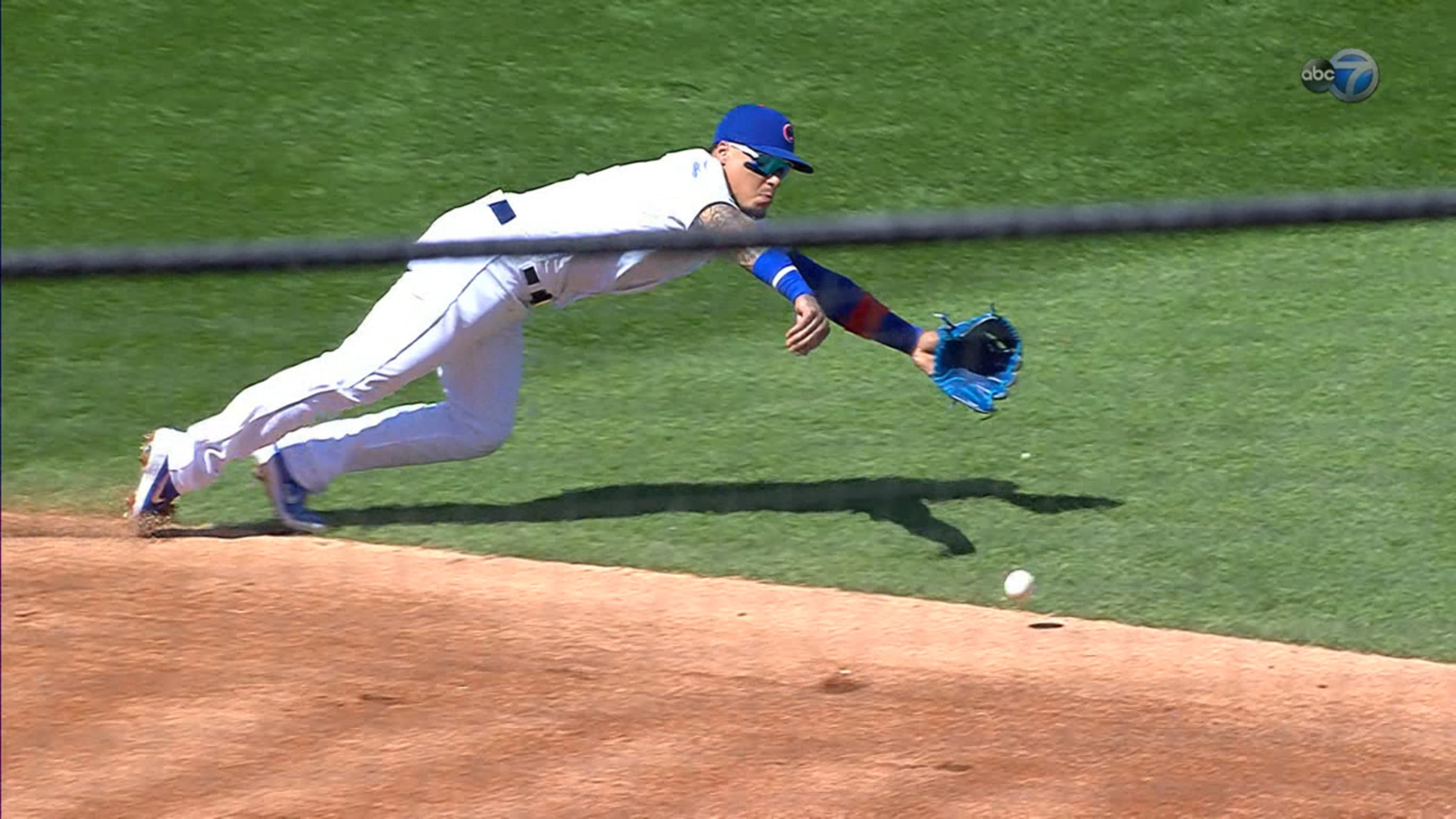 Báez salva carrera y logra out