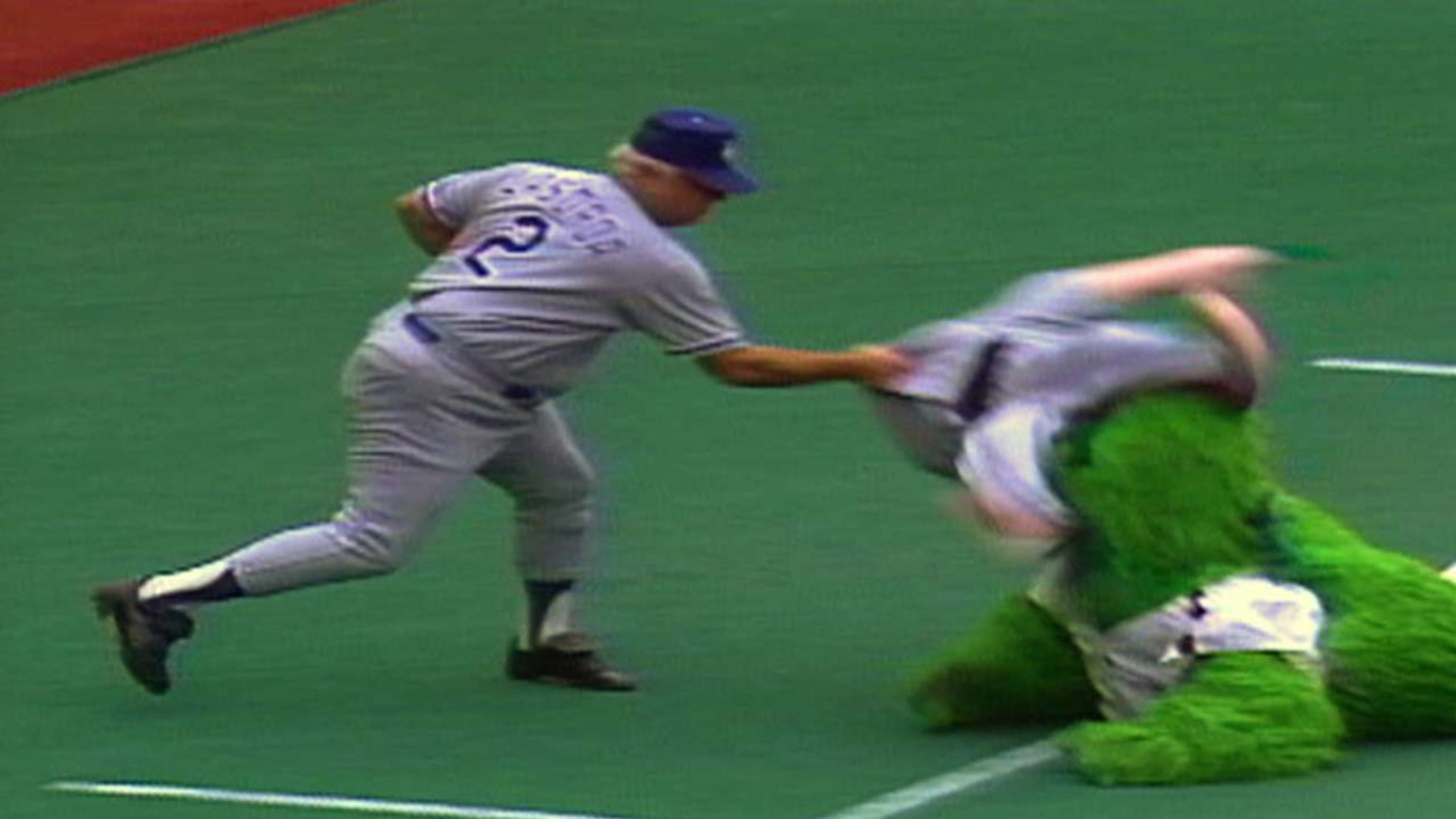 Lasorda tussles with Phanatic