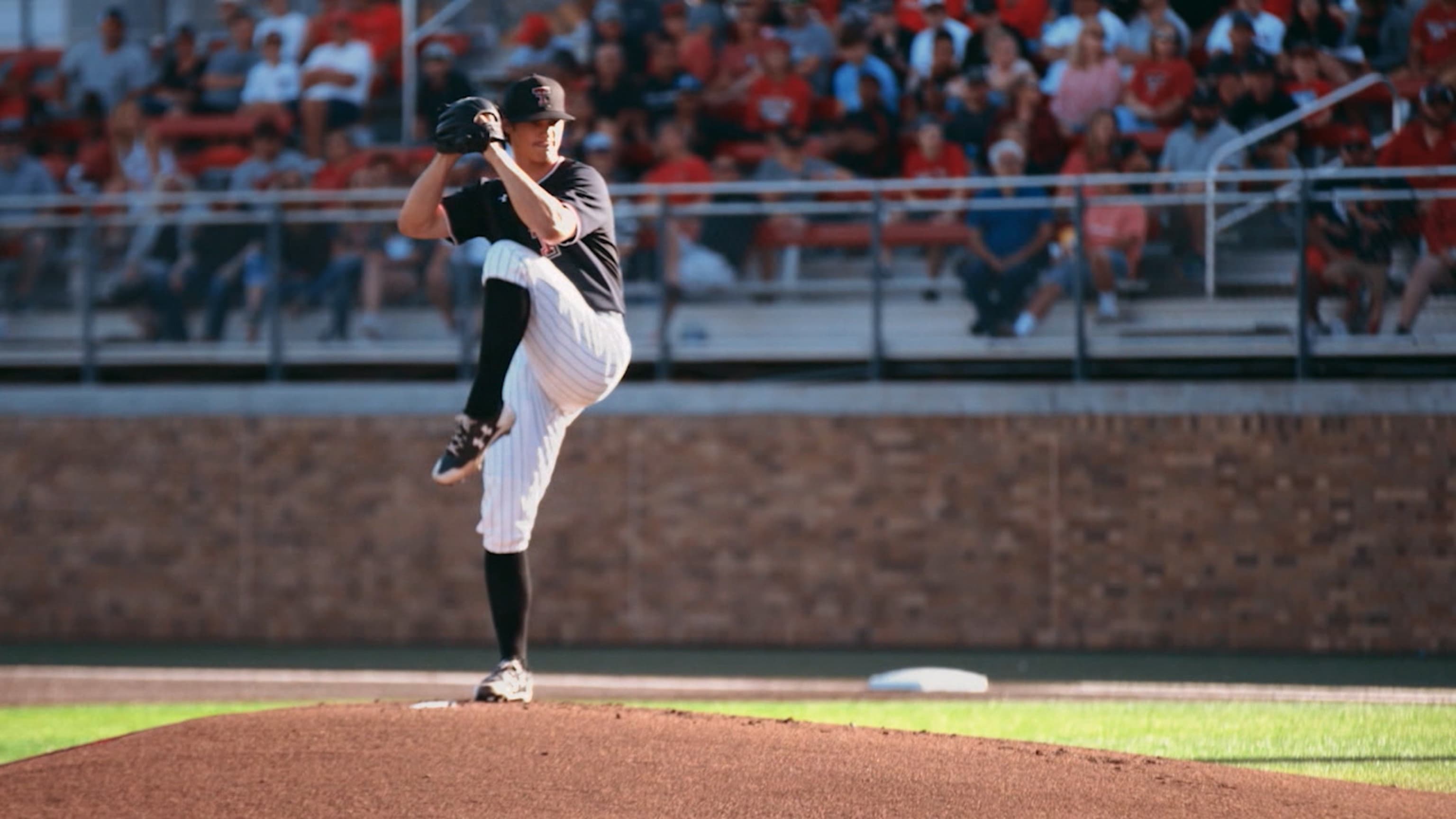 Reds draft RHP Bonnin No. 84