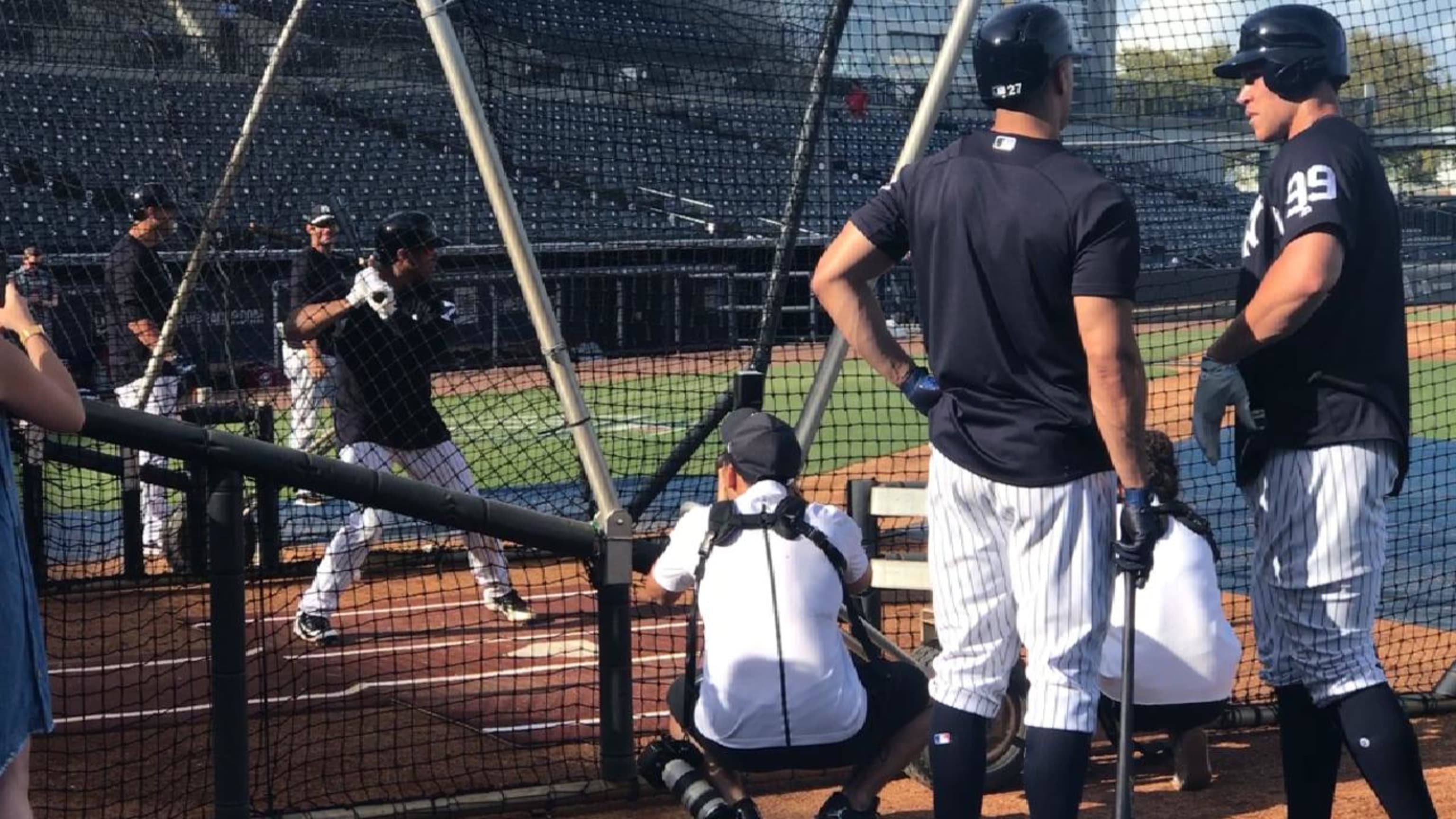 Russell Wilson lives out dream by taking batting practice with Yankees -  NBC Sports