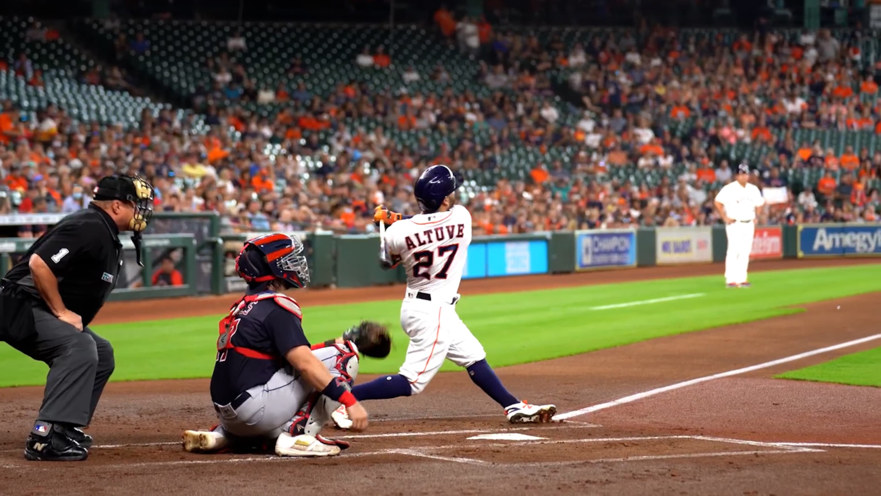 Houston, United States. 16th June, 2023. Houston Astros second baseman Jose  Altuve (27) batting in the bottom of the fourth inning during the MLB  interleague game between the Cincinnati Reds and the