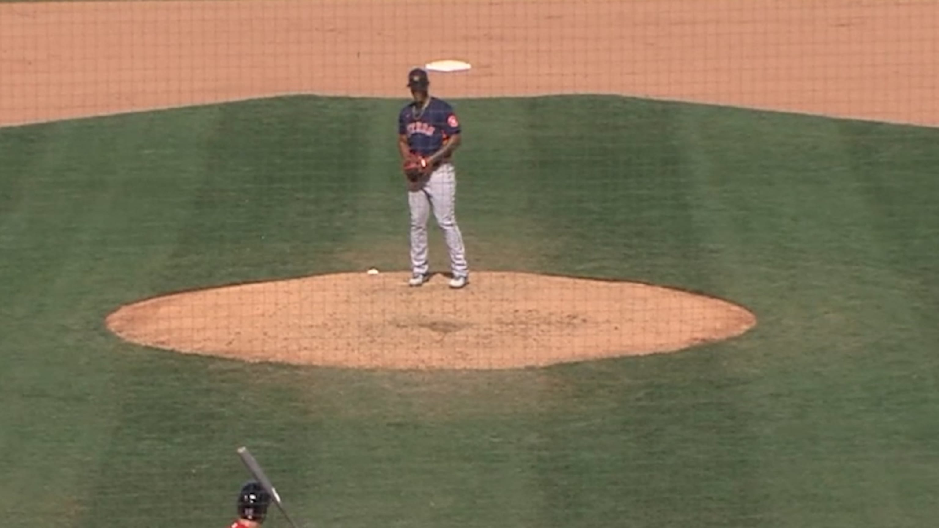 Bryan Abreu poncha a Jonathan Lucroy