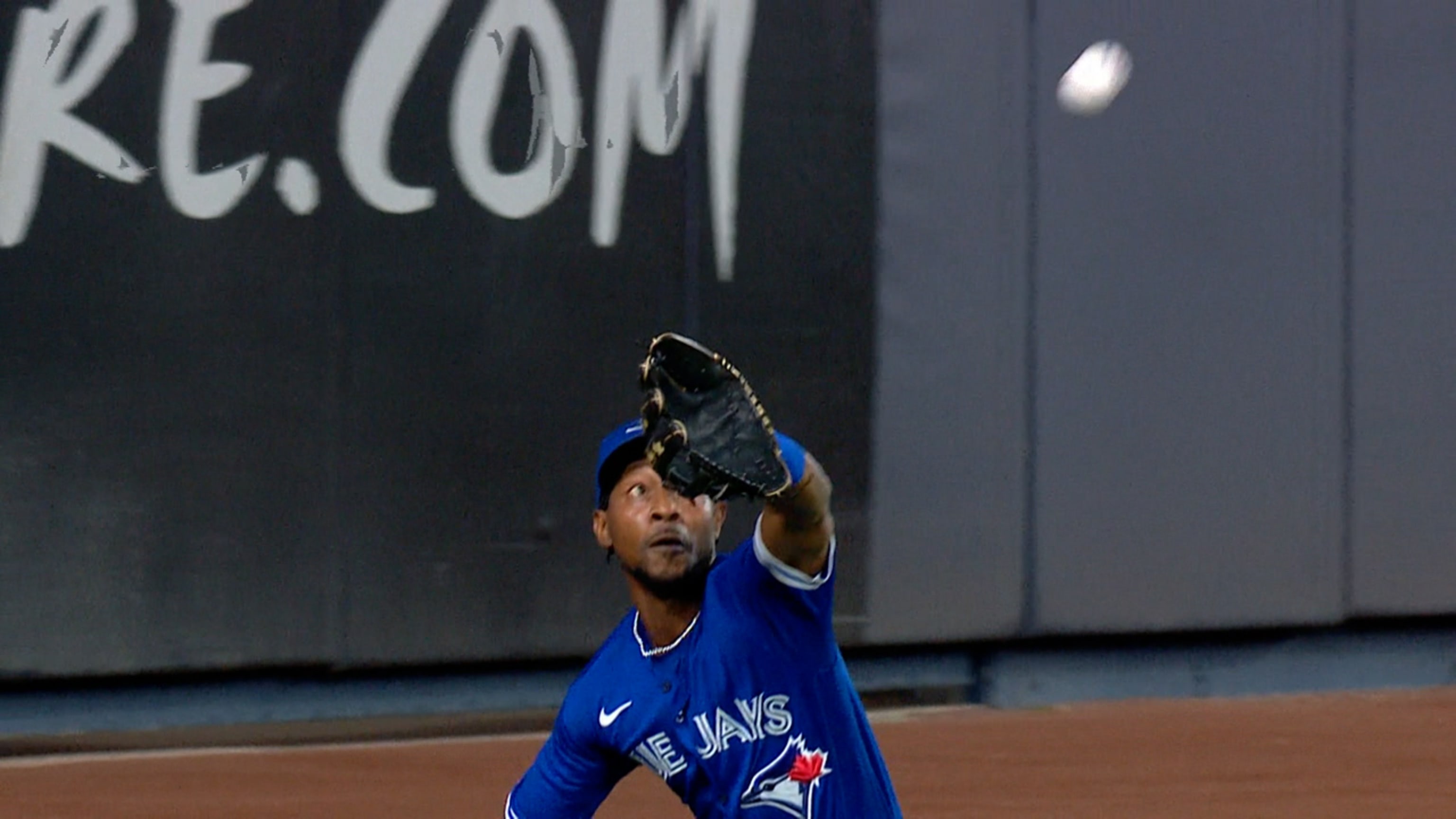 Hernandez leads Blue Jays to wild win over Rangers in Toronto's 1st home  opener since 2019