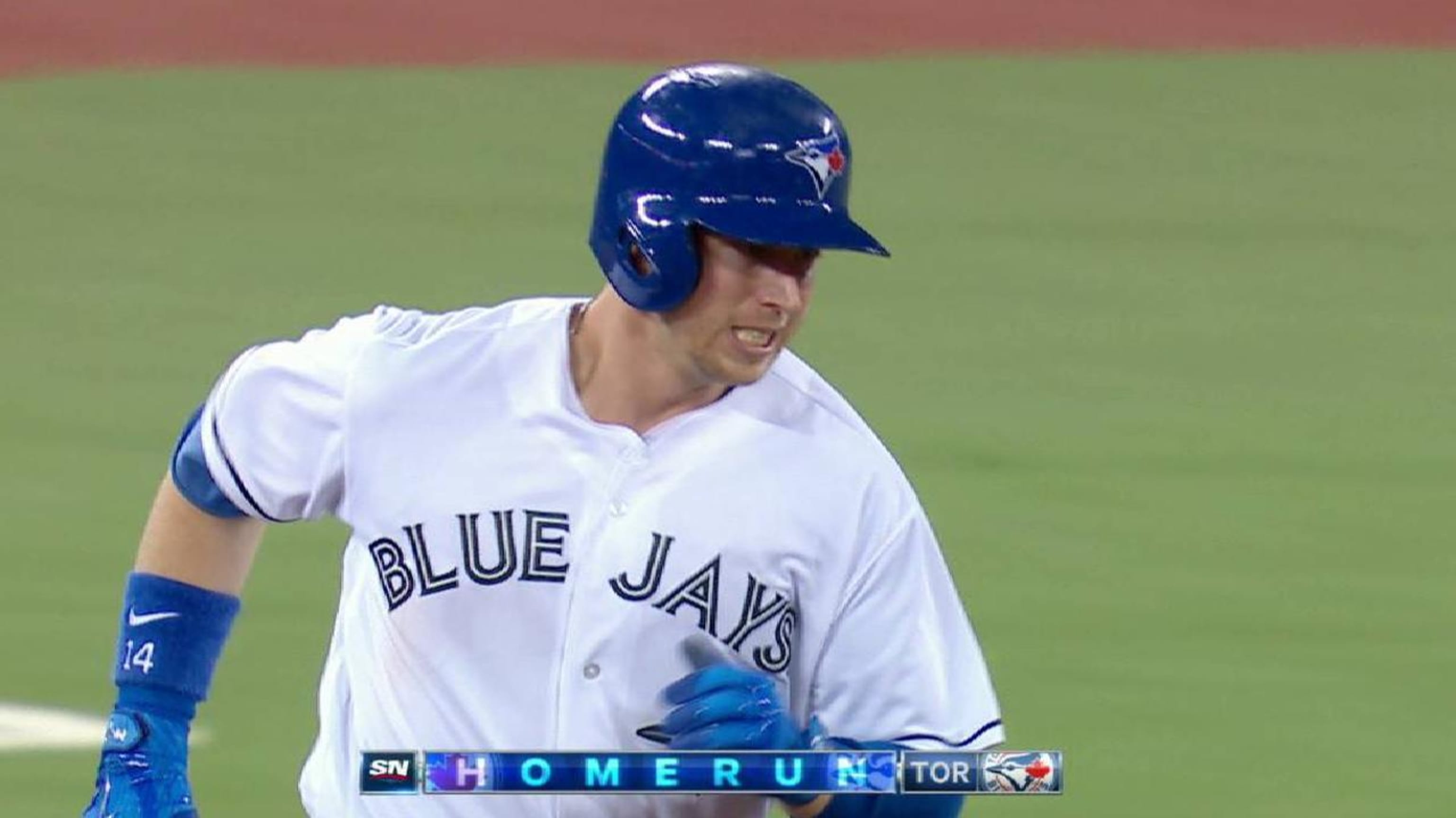 Blue Jays Score 17 Runs Against Reds In Win