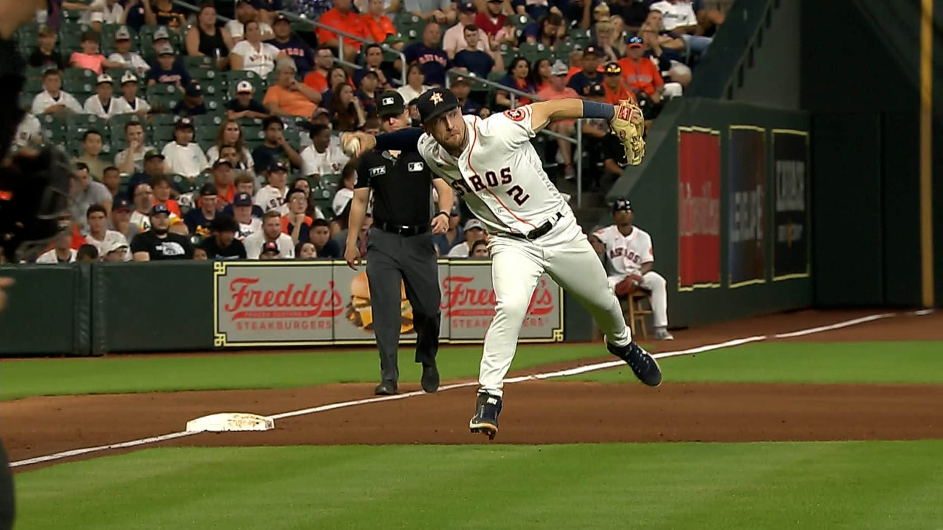 Astros: Alex Bregman unloads as Cristian Javier struggles