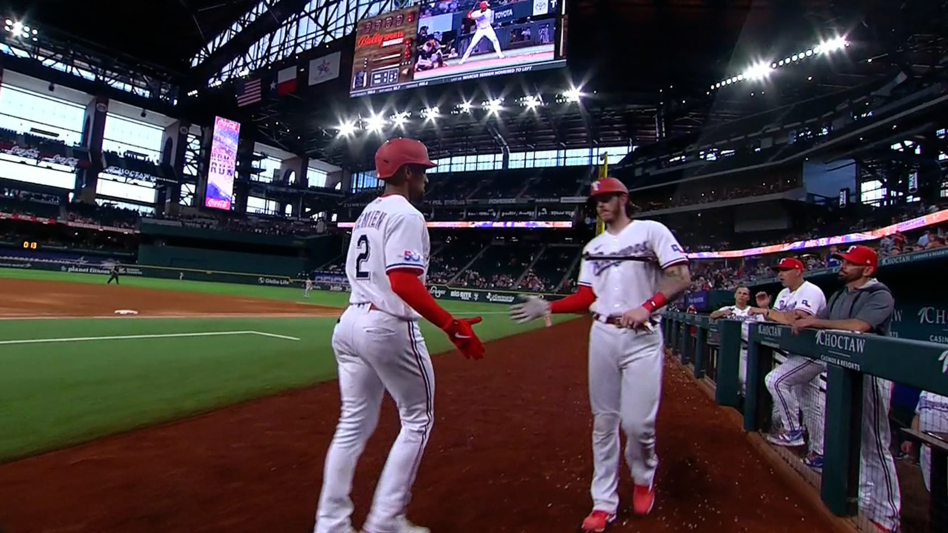 Martin Perez and a lesson on how (not) to sit on a fence