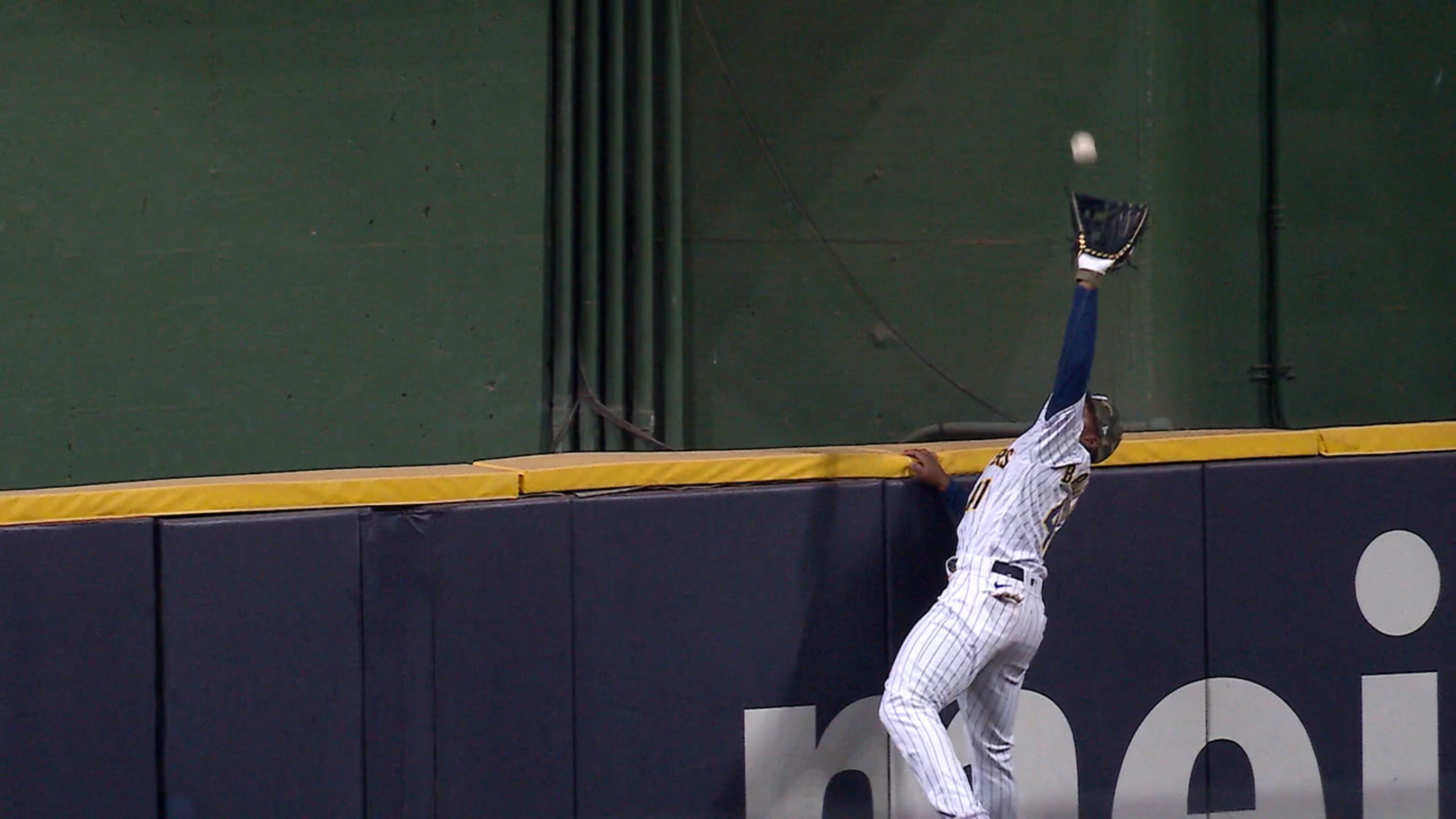 Brewers: JBJ's struggles could be disaster for outfield moving forward